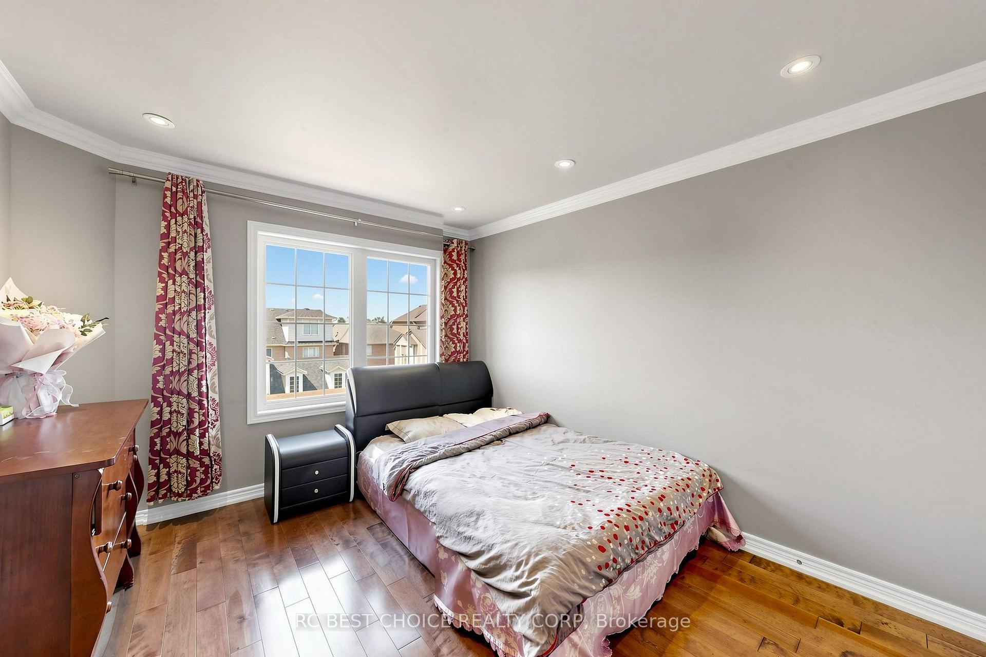 Photo 39 of 18 Chauncey Court, Markham, Cornell — HOMEH