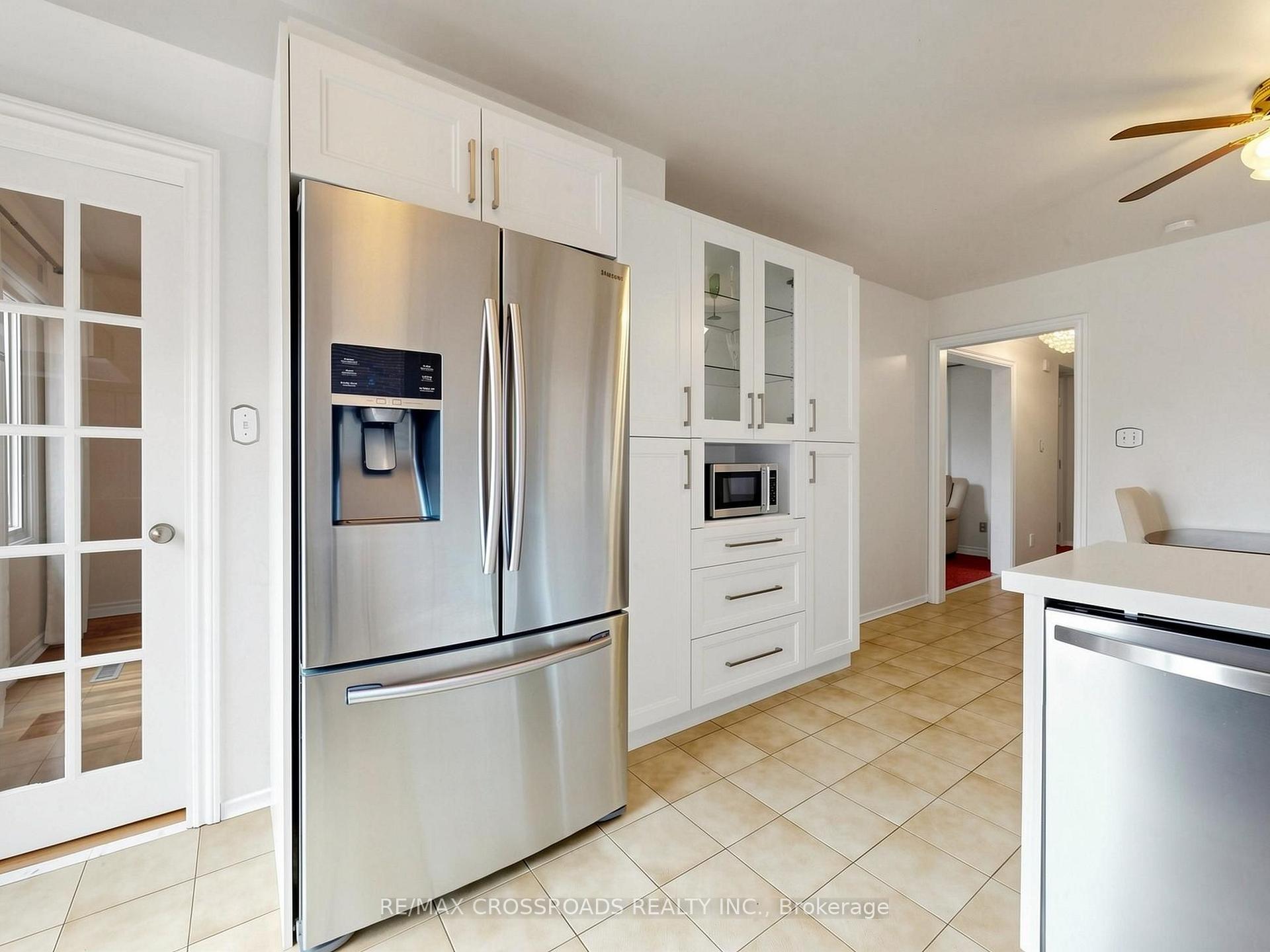Photo 12 of 108 Anthony Lane, Vaughan, Glen Shields — HOMEH