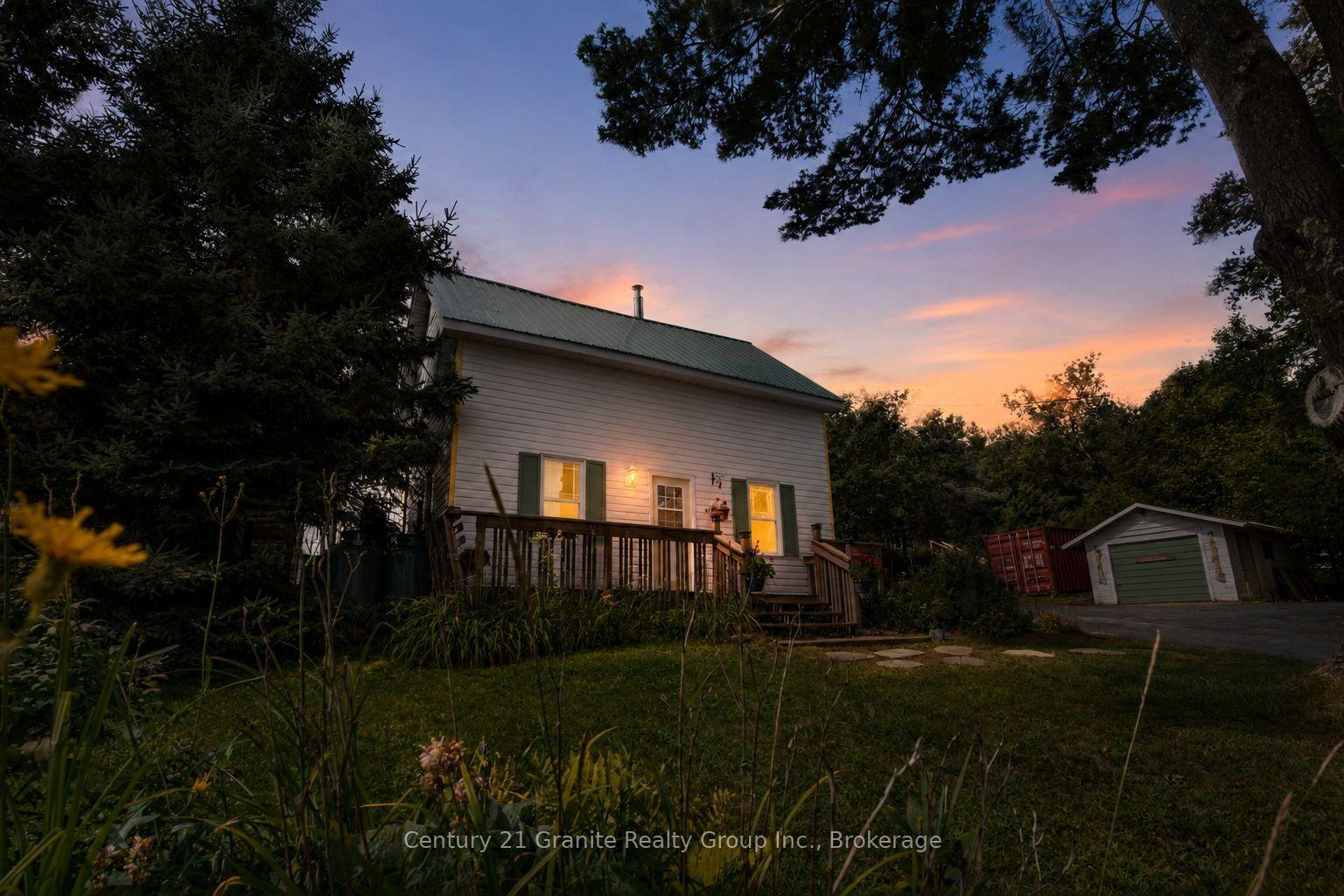 Photo 3 of 197 Bobcaygeon Road, Minden Hills, Anson — HOMEH
