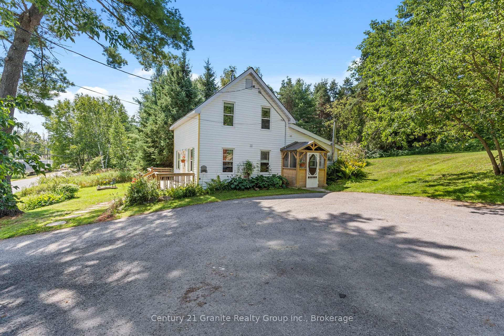 Photo 5 of 197 Bobcaygeon Road, Minden Hills, Anson — HOMEH