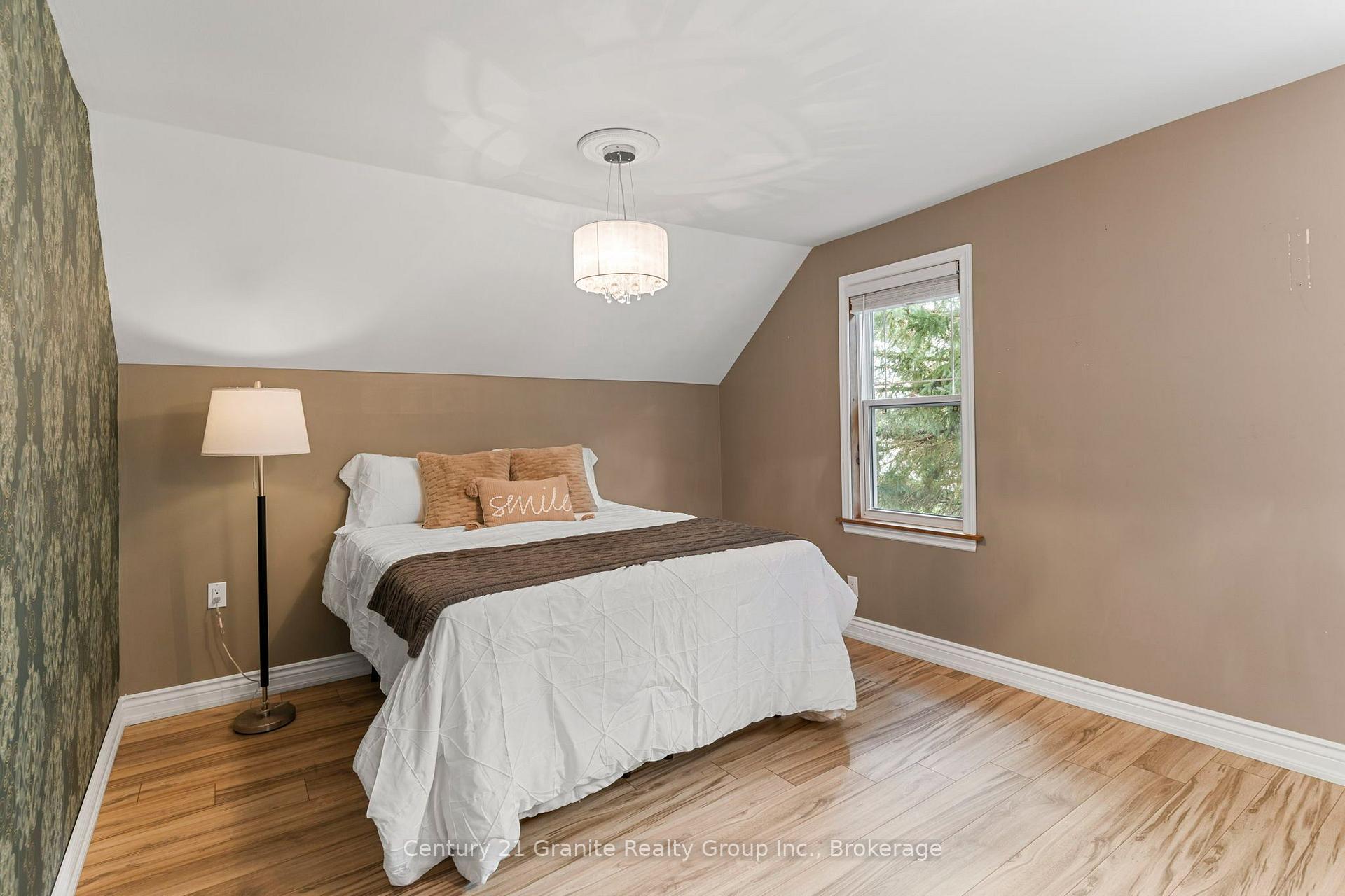 Photo 23 of 197 Bobcaygeon Road, Minden Hills, Anson — HOMEH