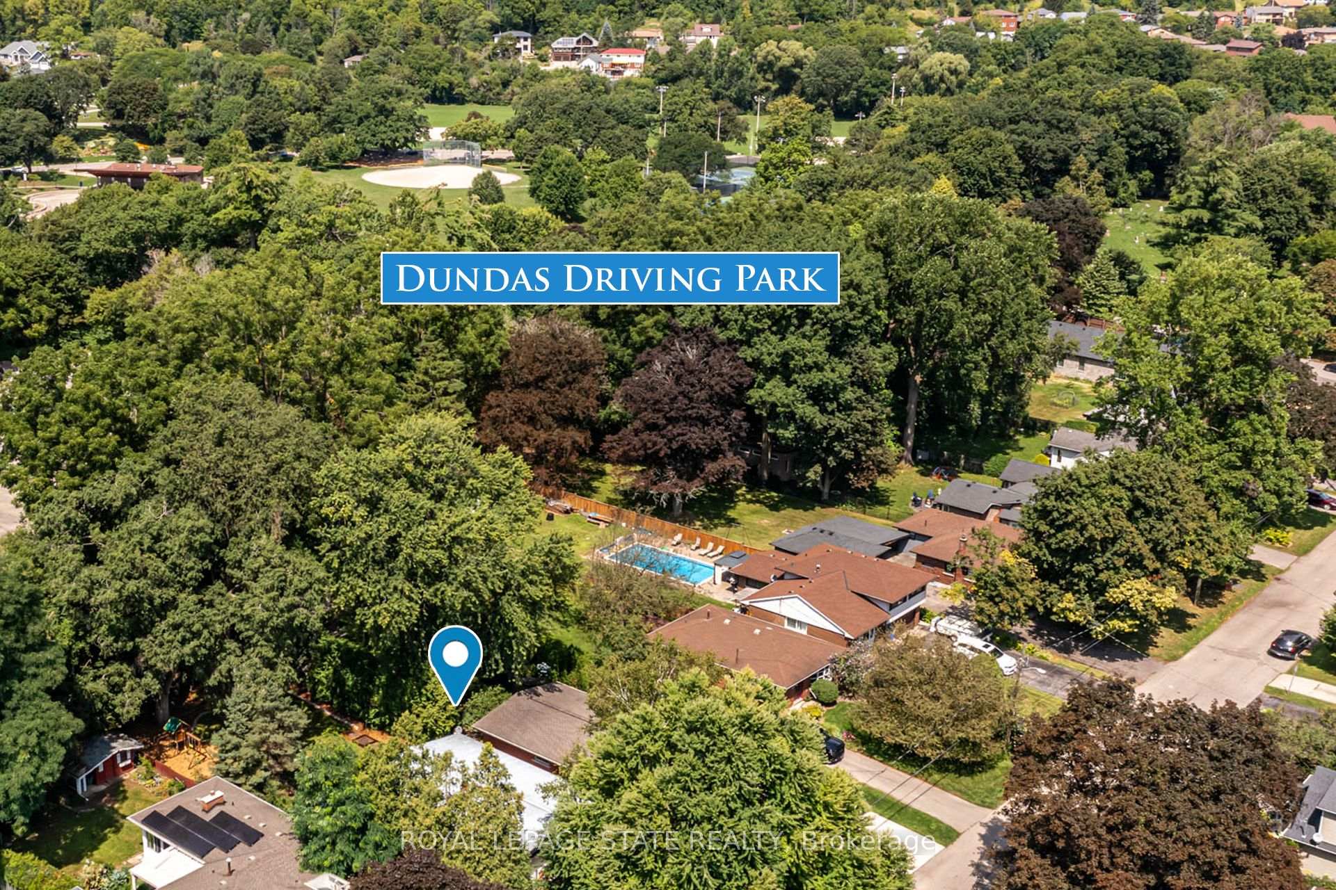 Photo 3 of 28 Helen Street, Hamilton, Dundas — HOMEH