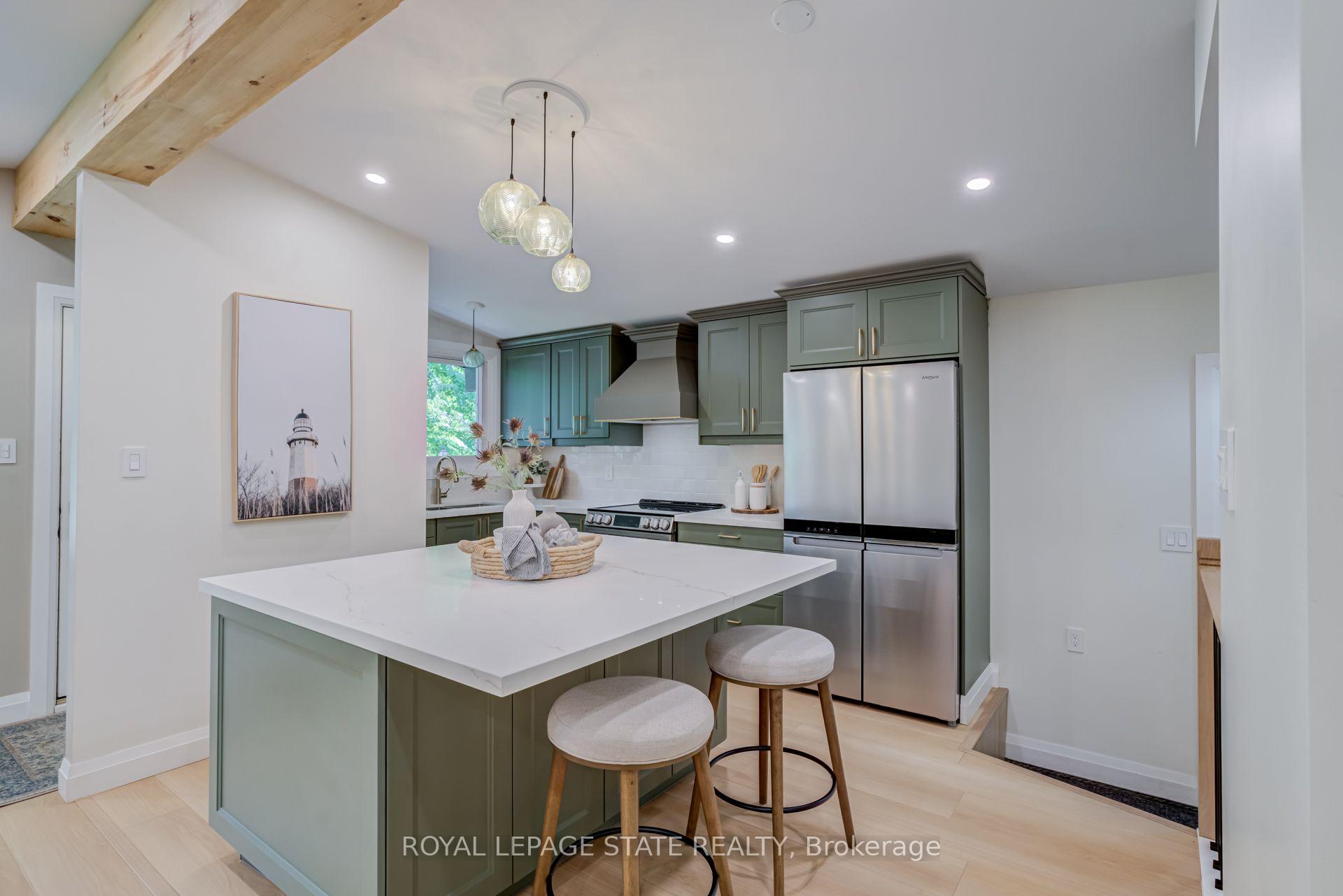 Photo 11 of 28 Helen Street, Hamilton, Dundas — HOMEH