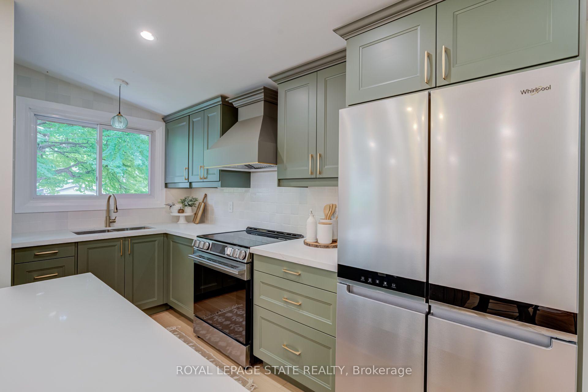 Photo 14 of 28 Helen Street, Hamilton, Dundas — HOMEH