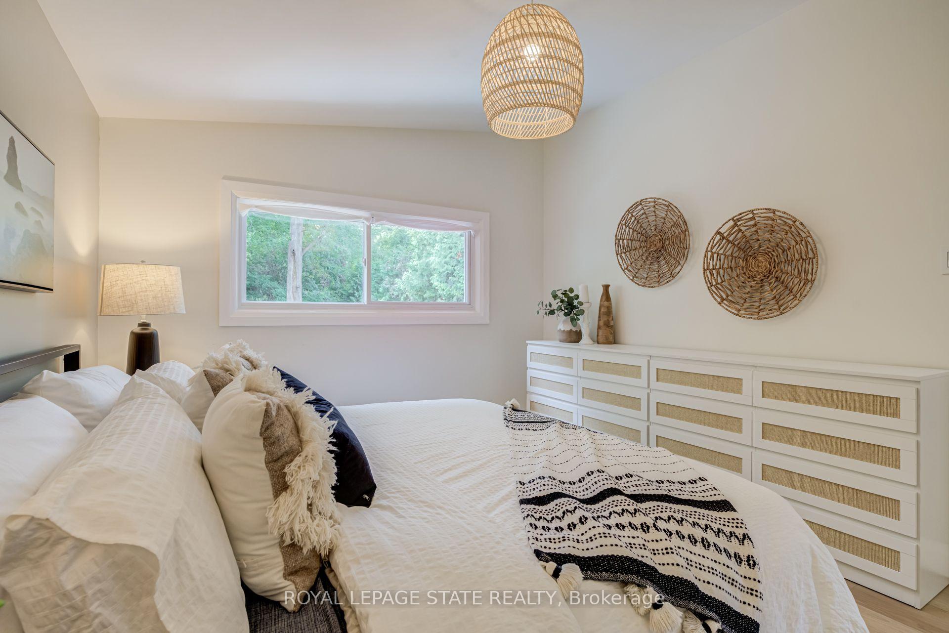 Photo 17 of 28 Helen Street, Hamilton, Dundas — HOMEH