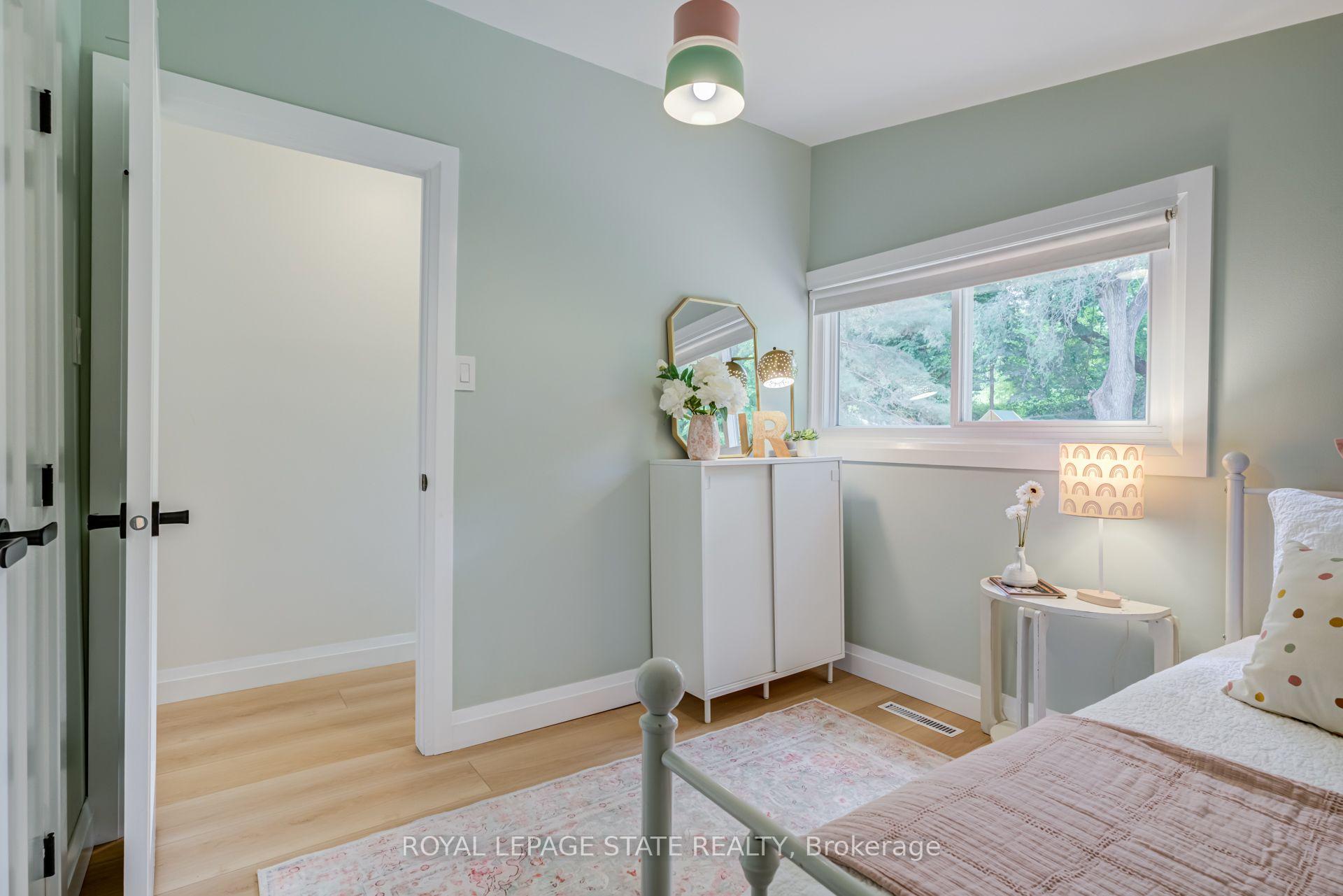 Photo 21 of 28 Helen Street, Hamilton, Dundas — HOMEH