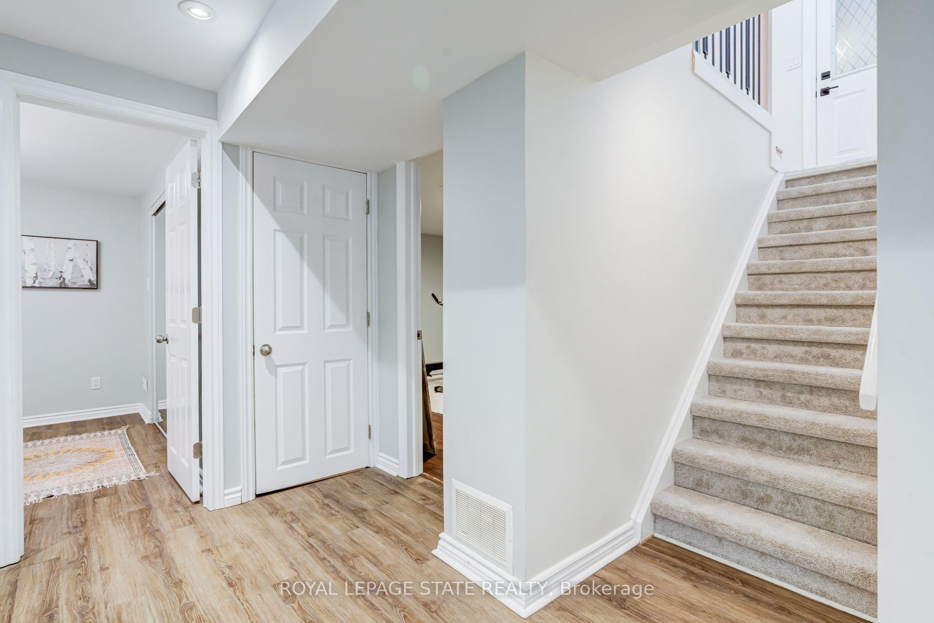 Photo 24 of 28 Helen Street, Hamilton, Dundas — HOMEH