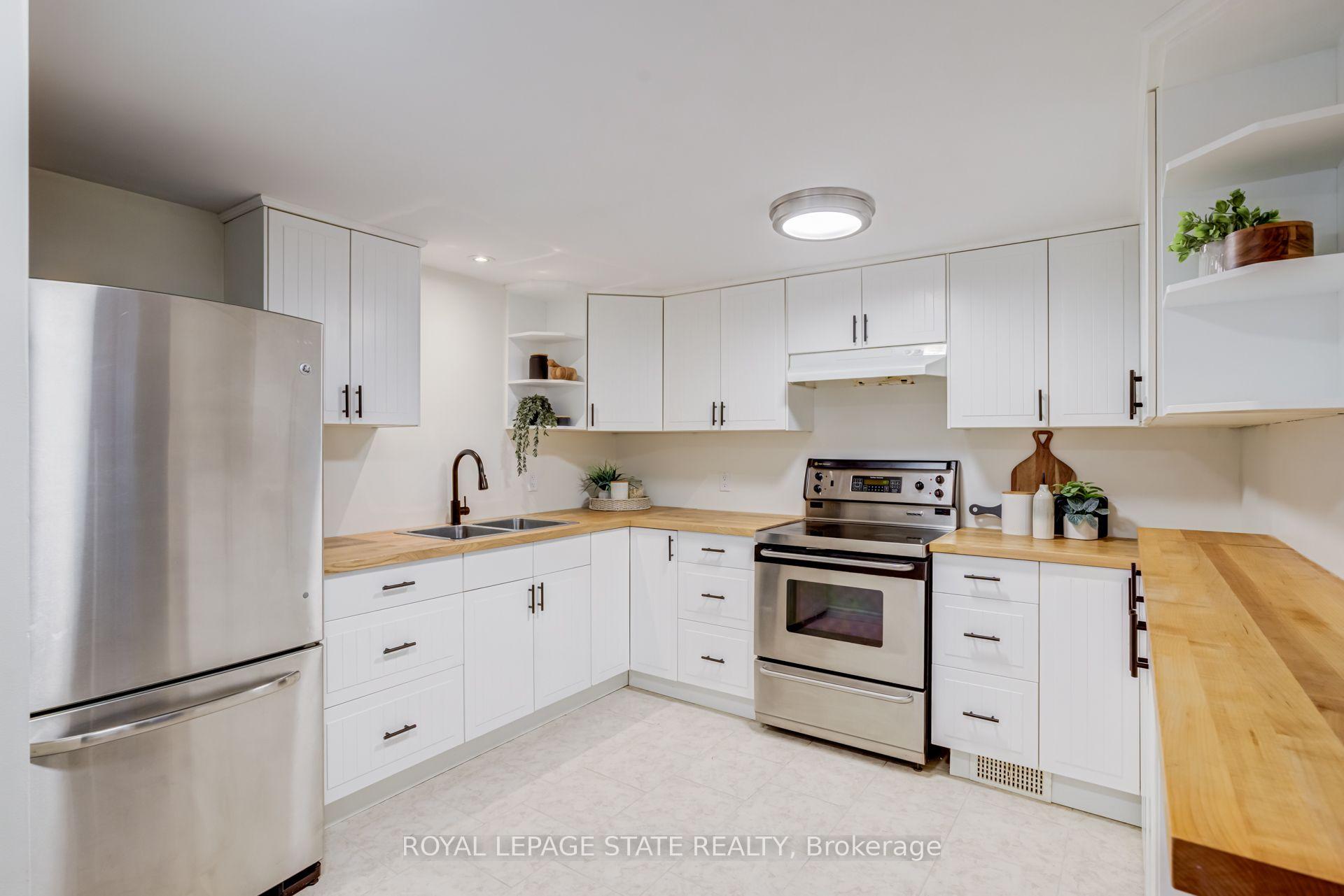Photo 29 of 28 Helen Street, Hamilton, Dundas — HOMEH