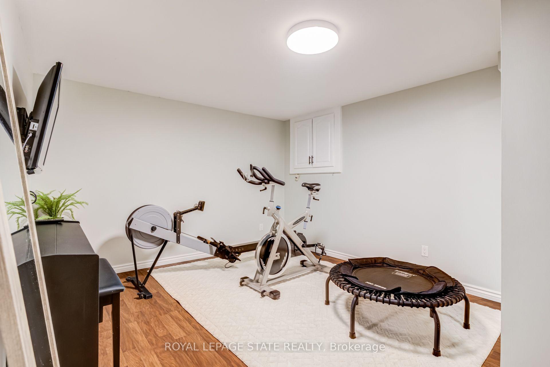 Photo 38 of 28 Helen Street, Hamilton, Dundas — HOMEH