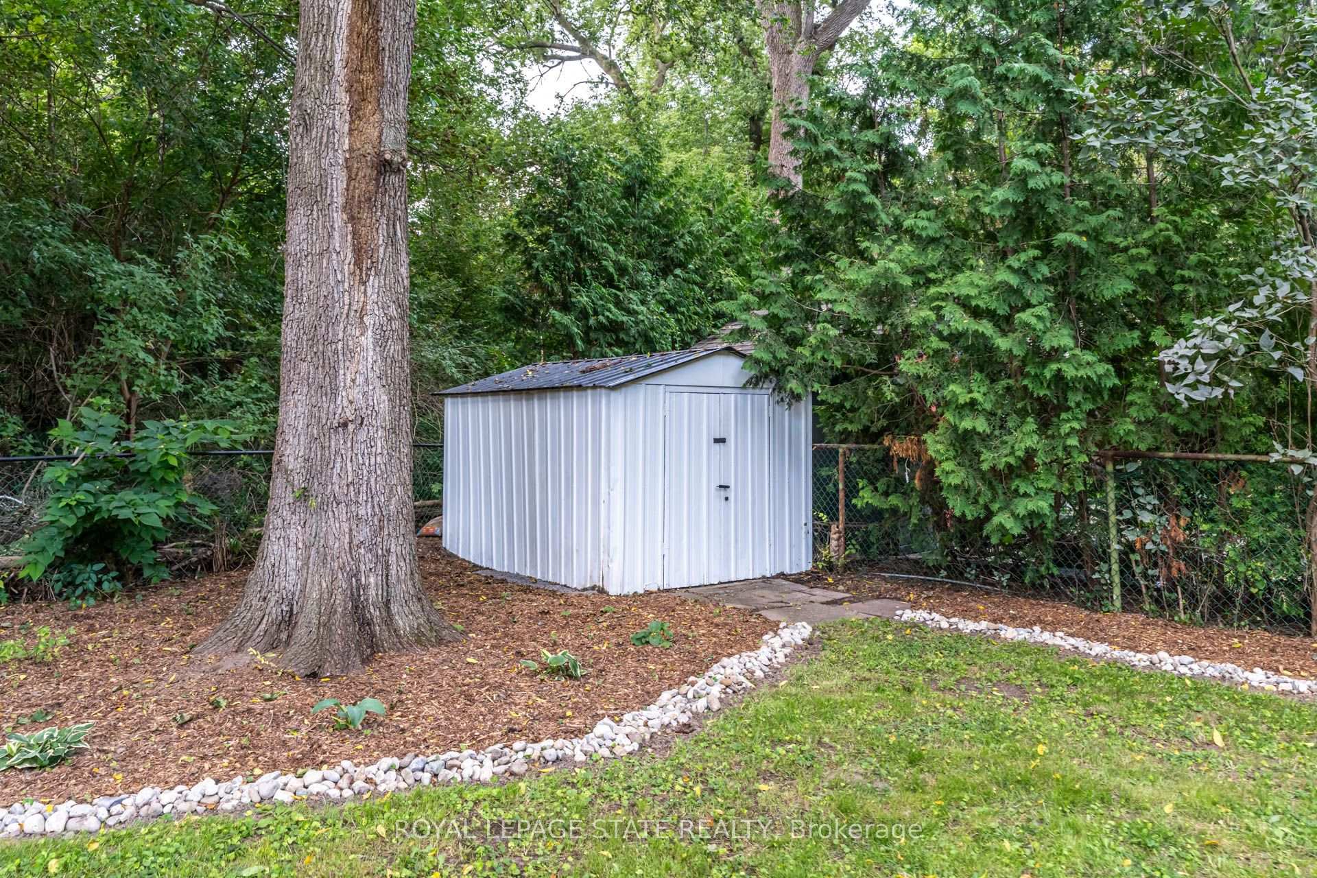 Photo 45 of 28 Helen Street, Hamilton, Dundas — HOMEH