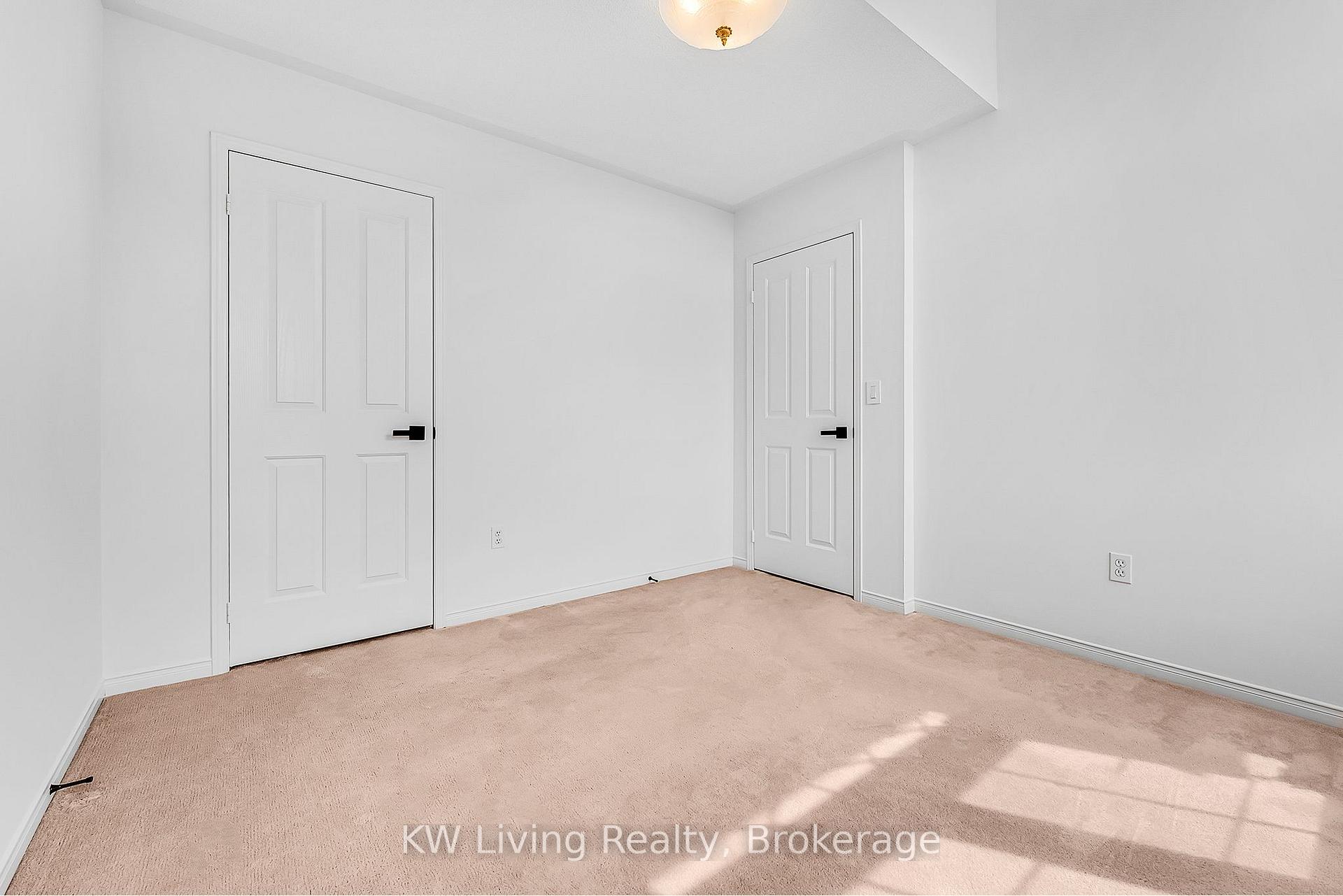 Photo 37 of 69 Crawford Street, Markham, Berczy — HOMEH