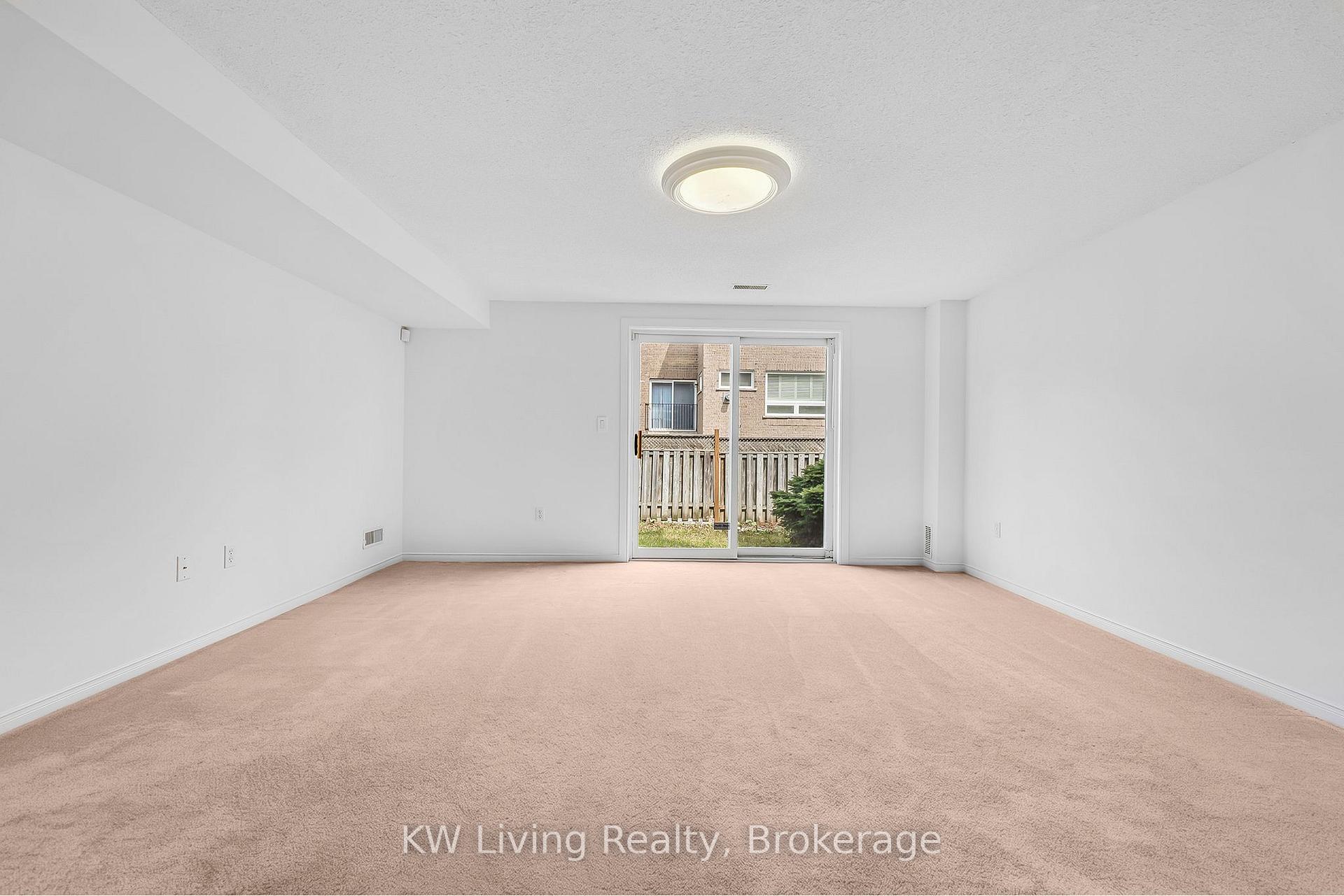 Photo 43 of 69 Crawford Street, Markham, Berczy — HOMEH