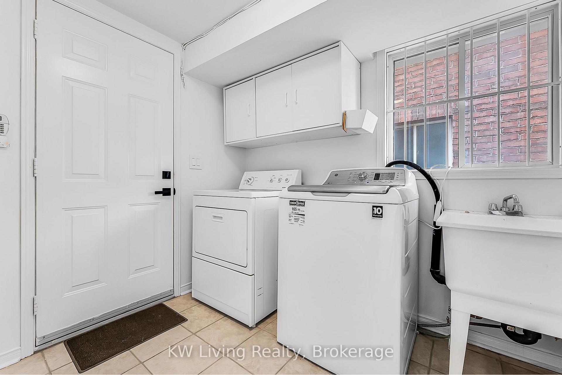 Photo 47 of 69 Crawford Street, Markham, Berczy — HOMEH