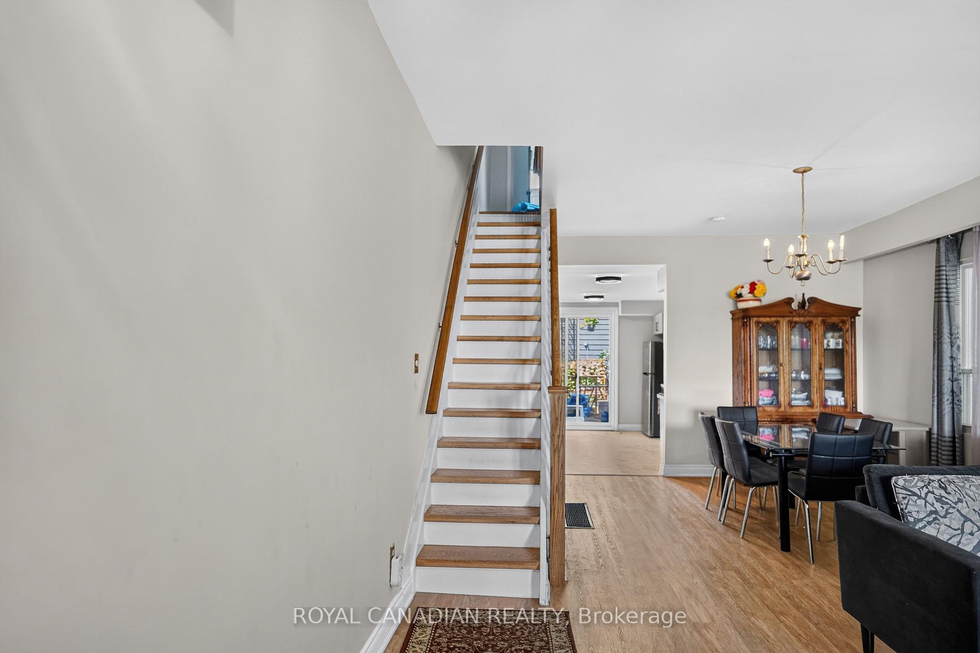 Photo 8 of 2538 St Clair Avenue W, Toronto, Rockcliffe-Smythe — HOMEH