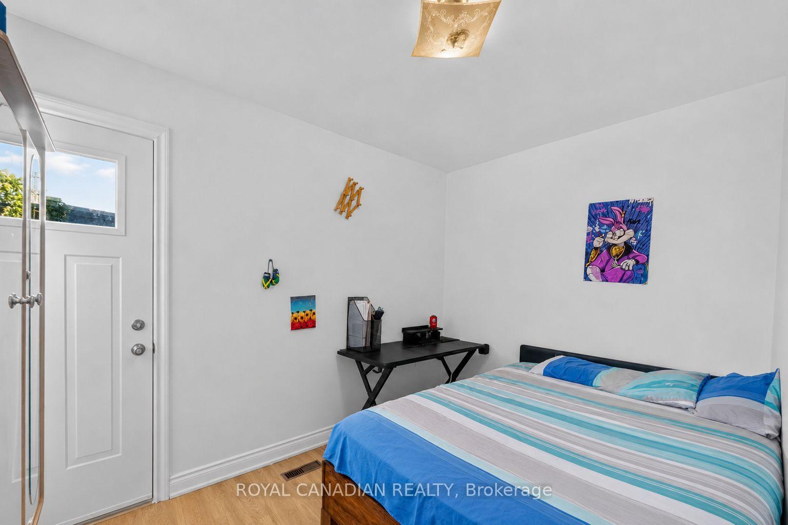 Photo 40 of 2538 St Clair Avenue W, Toronto, Rockcliffe-Smythe — HOMEH
