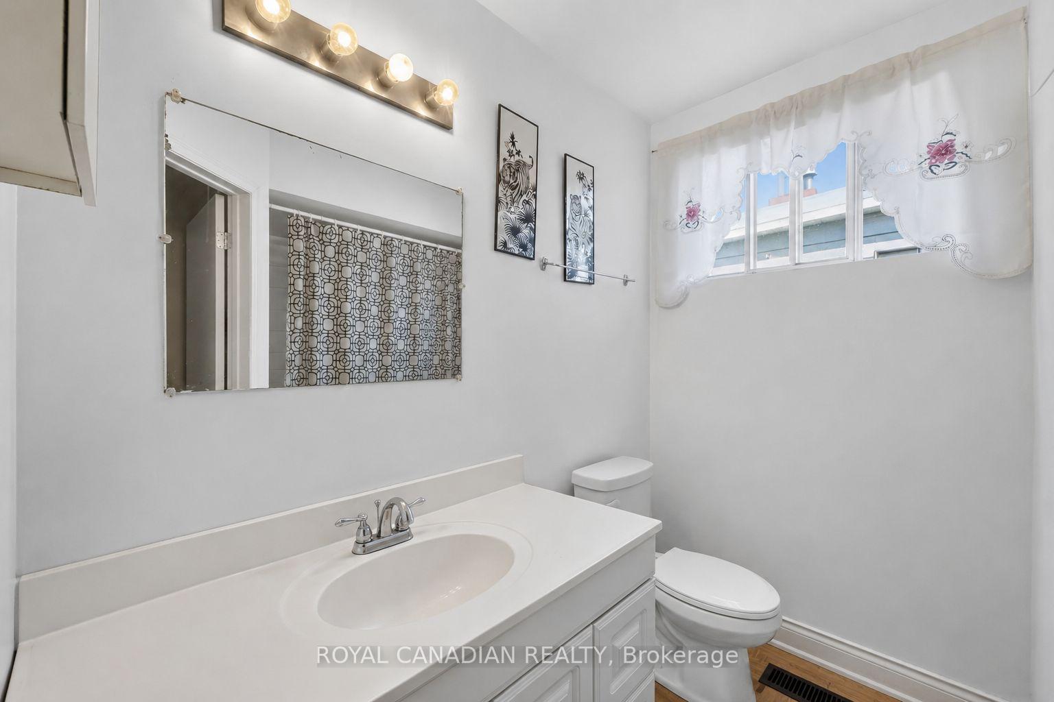 Photo 41 of 2538 St Clair Avenue W, Toronto, Rockcliffe-Smythe — HOMEH