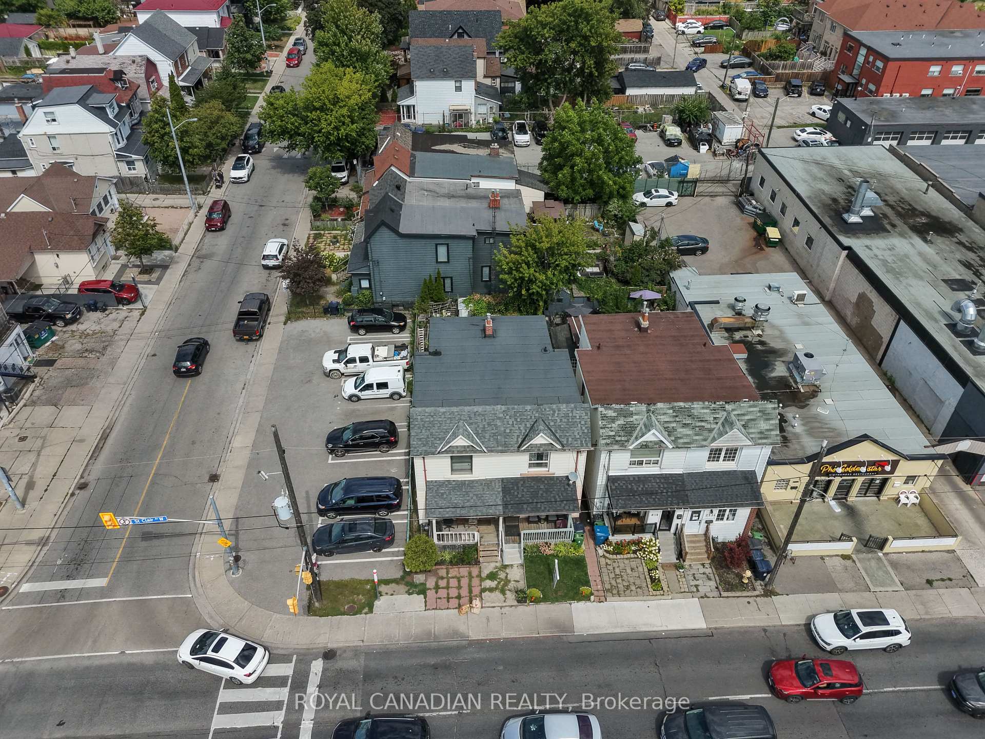 Photo 52 of 2538 St Clair Avenue W, Toronto, Rockcliffe-Smythe — HOMEH