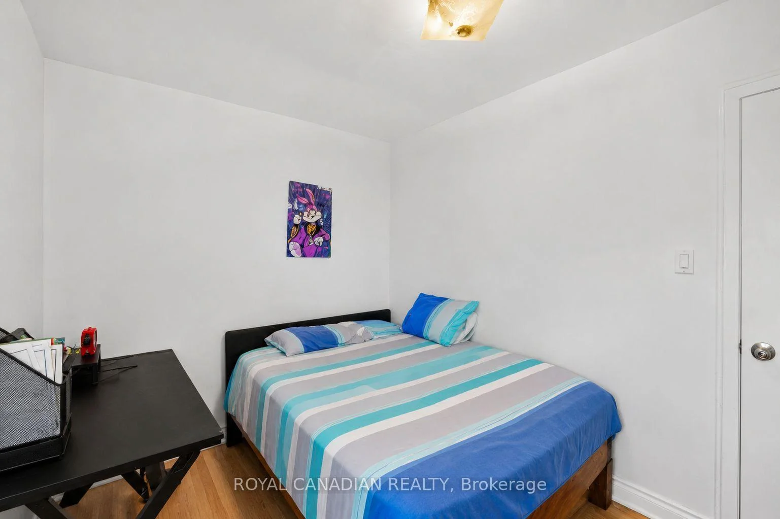 Photo 3 of 2538 St Clair Avenue W, Toronto, Rockcliffe-Smythe — HOMEH