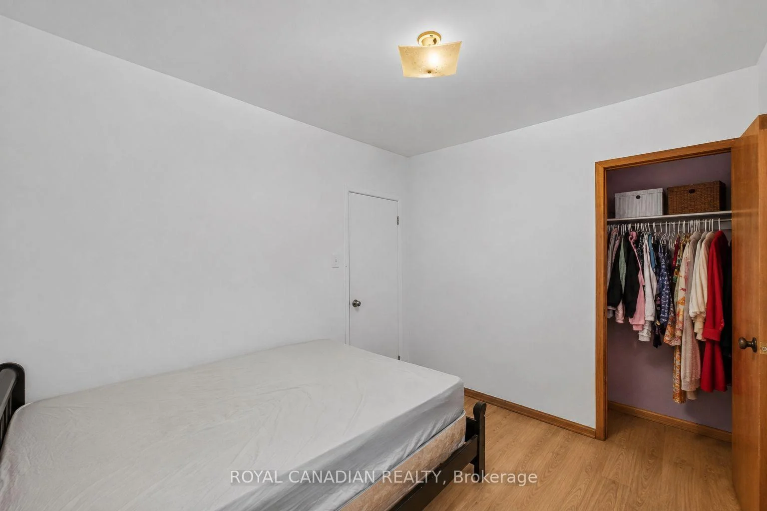 Photo 9 of 2538 St Clair Avenue W, Toronto, Rockcliffe-Smythe — HOMEH