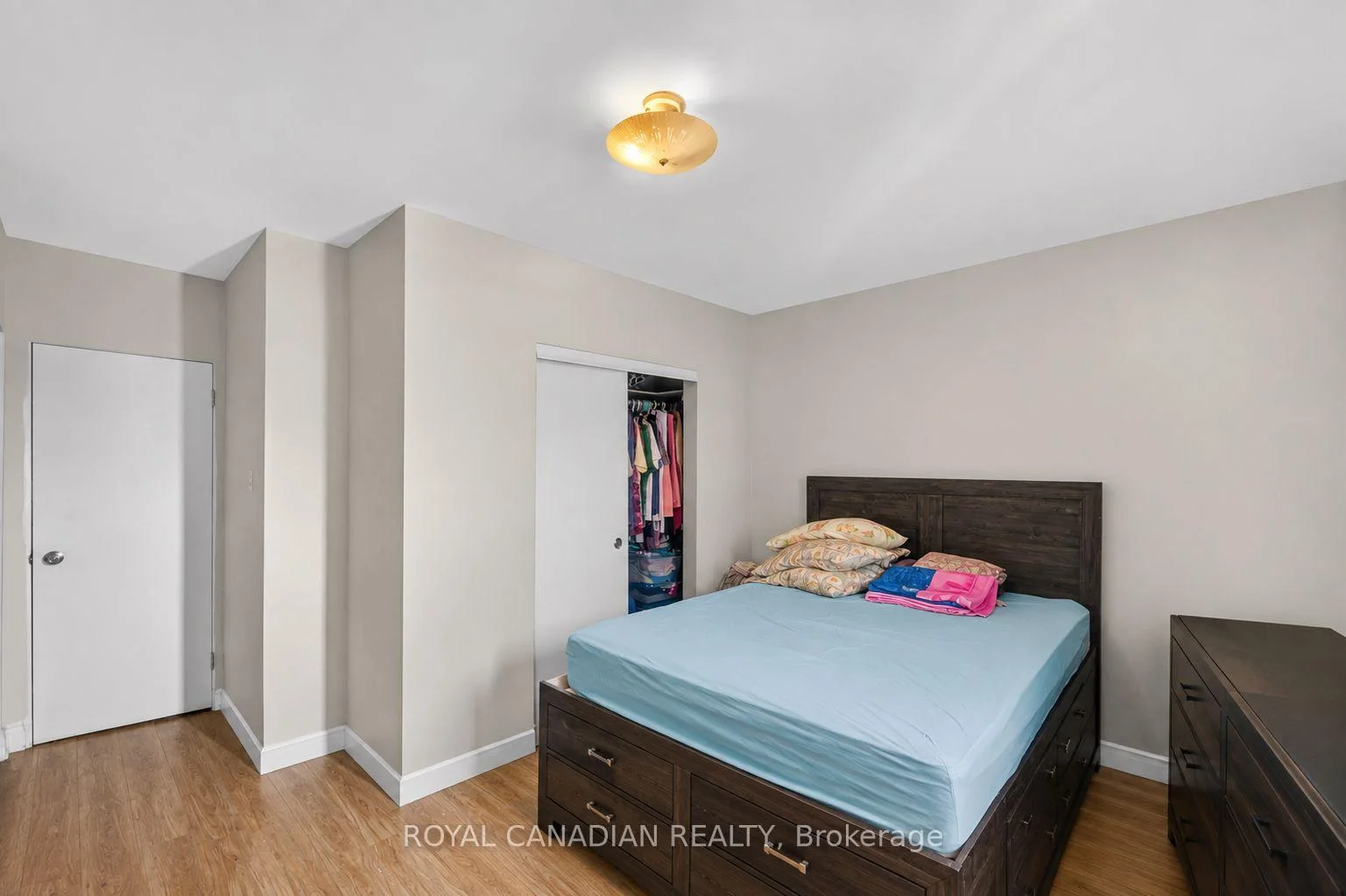 Photo 19 of 2538 St Clair Avenue W, Toronto, Rockcliffe-Smythe — HOMEH