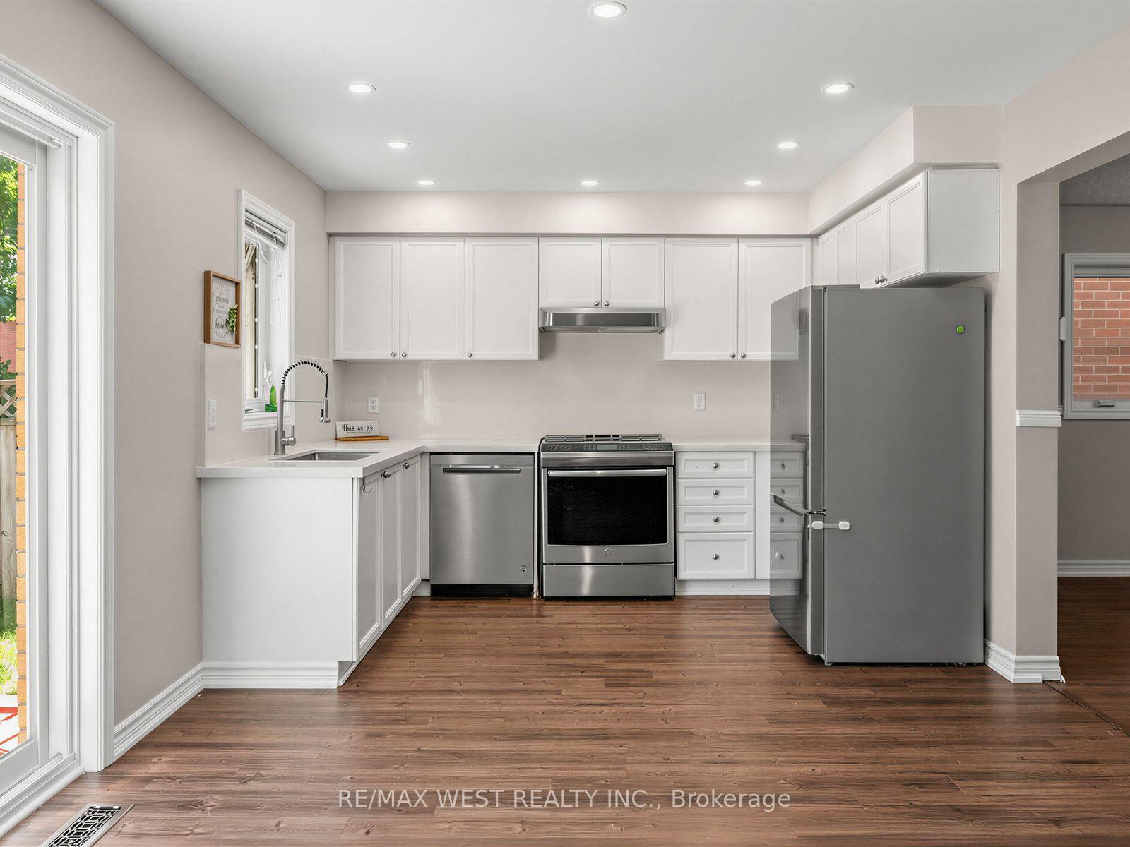 Photo 12 of 112 Jordan Drive, Orangeville — HOMEH