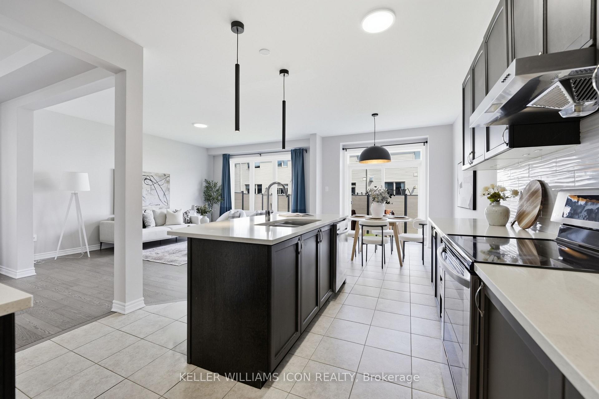 Photo 6 of 404 Aphelion Crescent, Ottawa, Barrhaven - Half Moon Bay — HOMEH