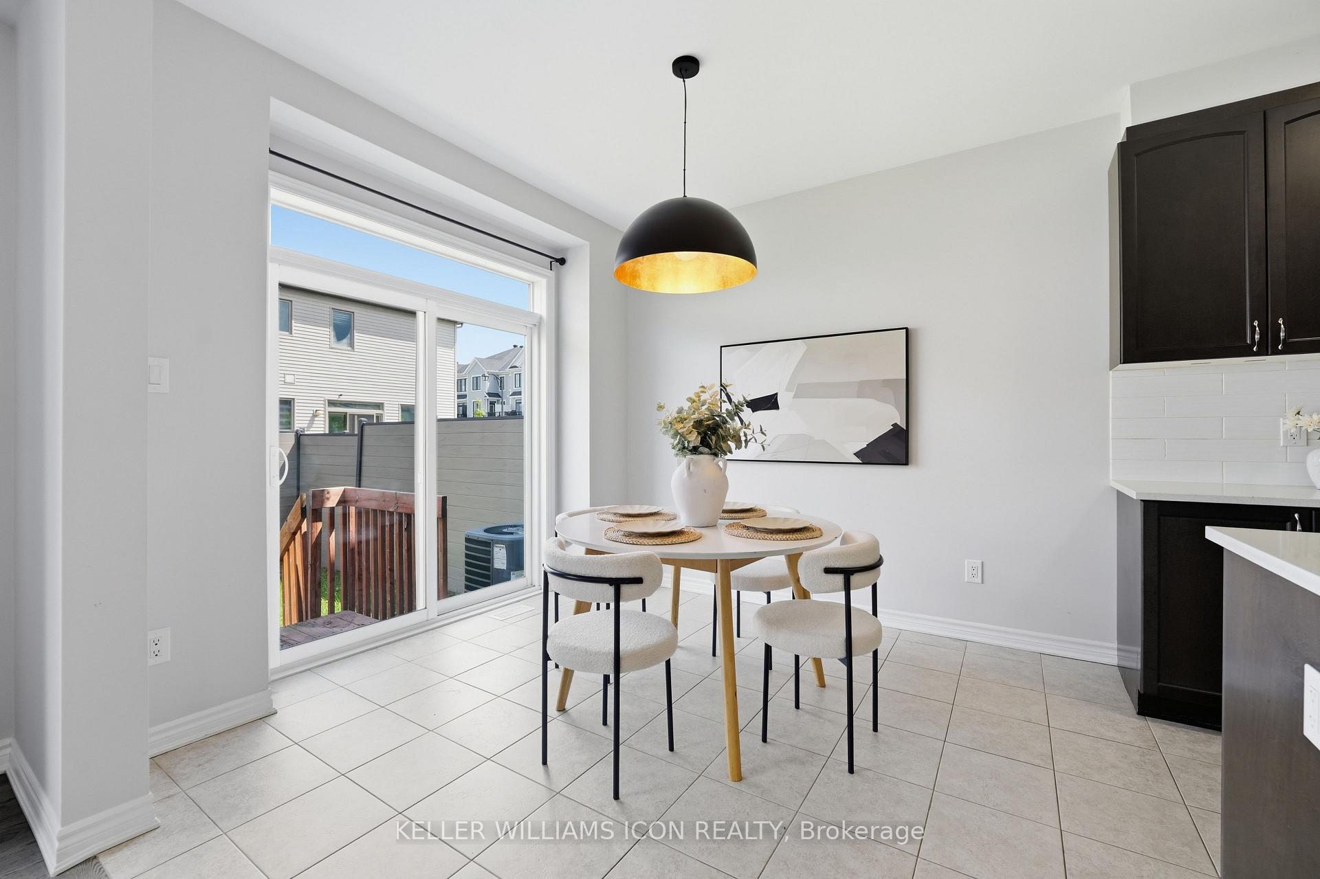 Photo 22 of 404 Aphelion Crescent, Ottawa, Barrhaven - Half Moon Bay — HOMEH