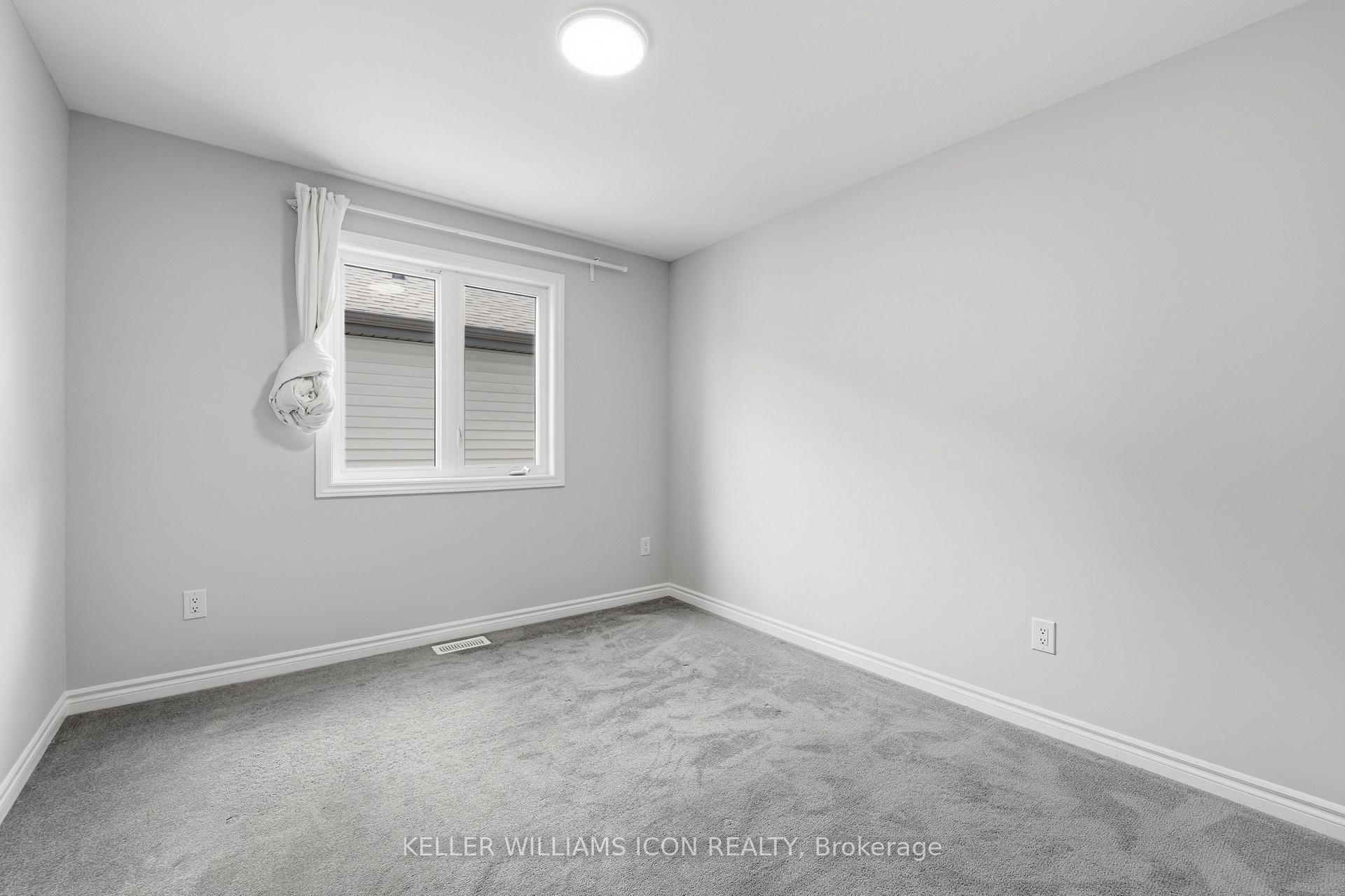 Photo 32 of 404 Aphelion Crescent, Ottawa, Barrhaven - Half Moon Bay — HOMEH