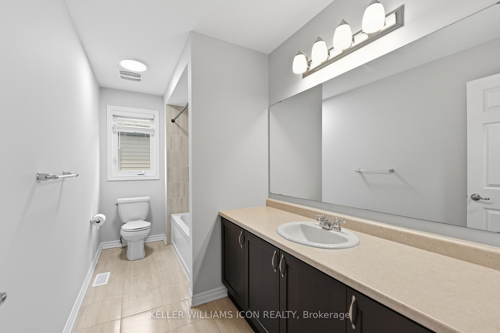 Photo 35 of 404 Aphelion Crescent, Ottawa, Barrhaven - Half Moon Bay — HOMEH