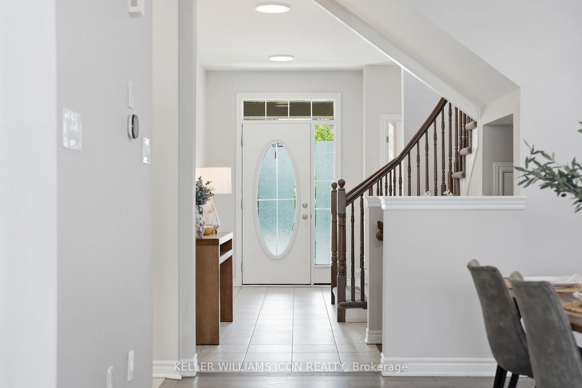 Photo 7 of 404 Aphelion Crescent, Ottawa, Barrhaven - Half Moon Bay — HOMEH