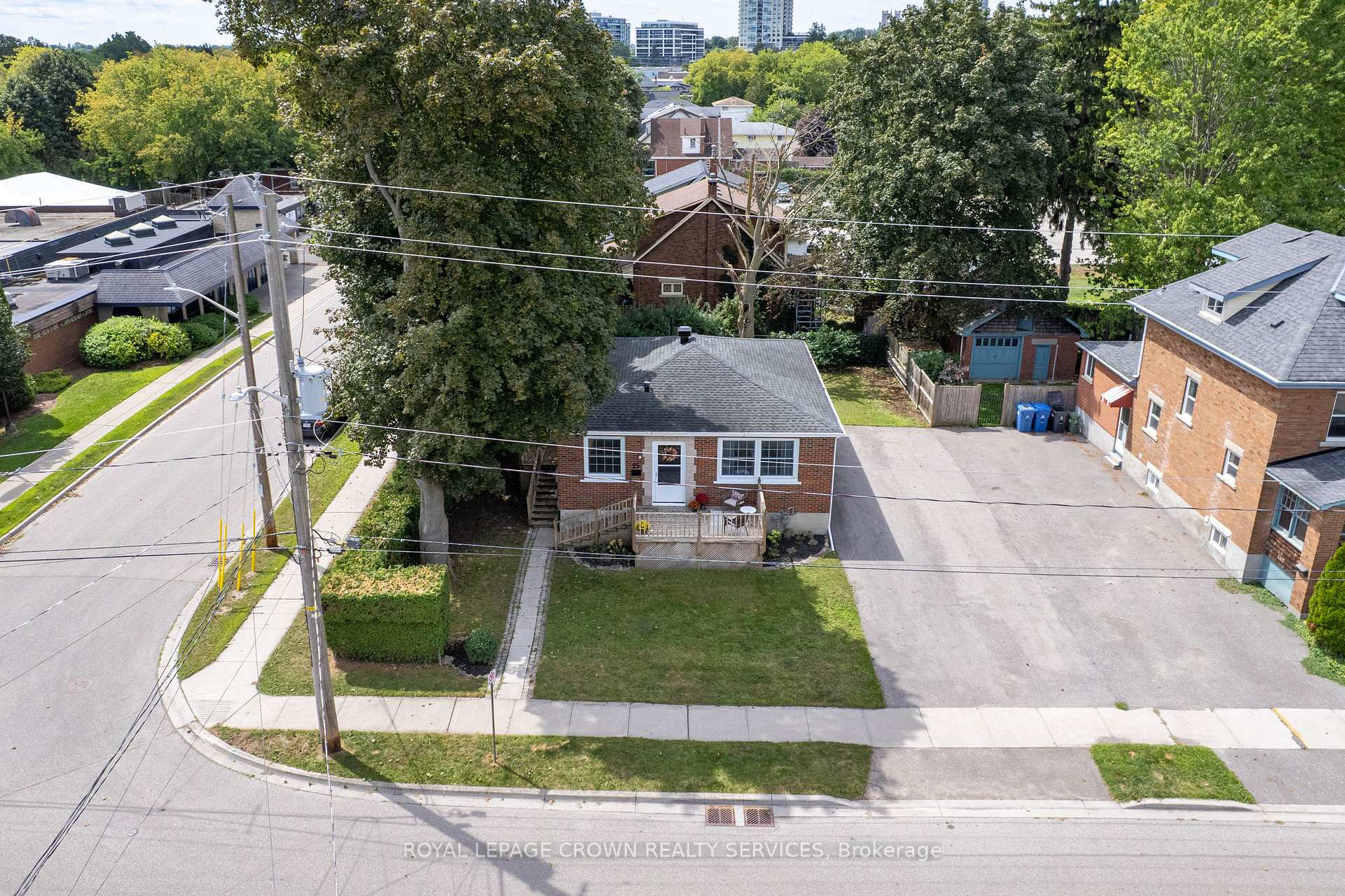 Photo 47 of 25 Morris Street, Guelph, St. Patrick's Ward — HOMEH