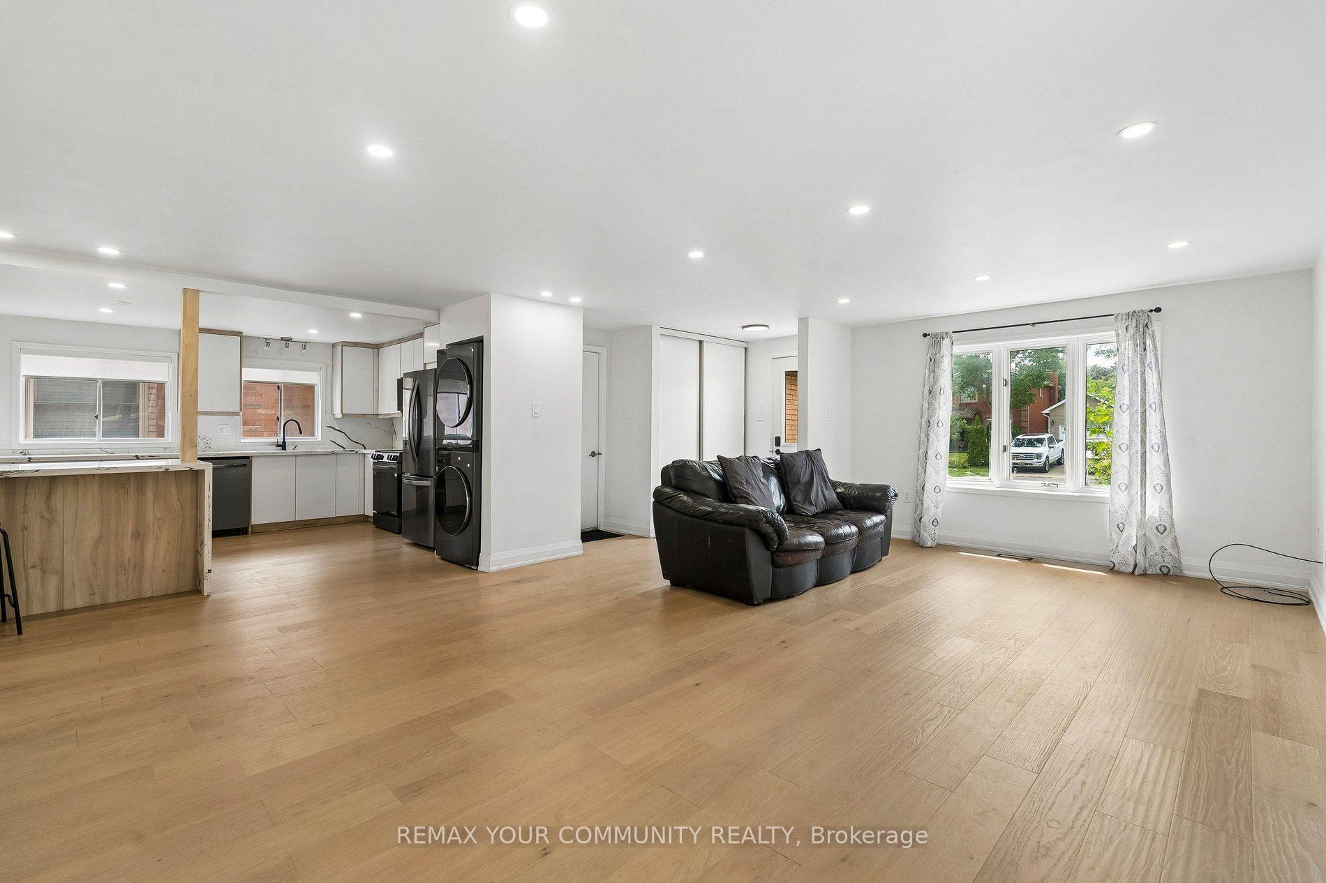 Photo 6 of Unit Main Floor, 84 Irwin Drive, Barrie, Northwest — HOMEH