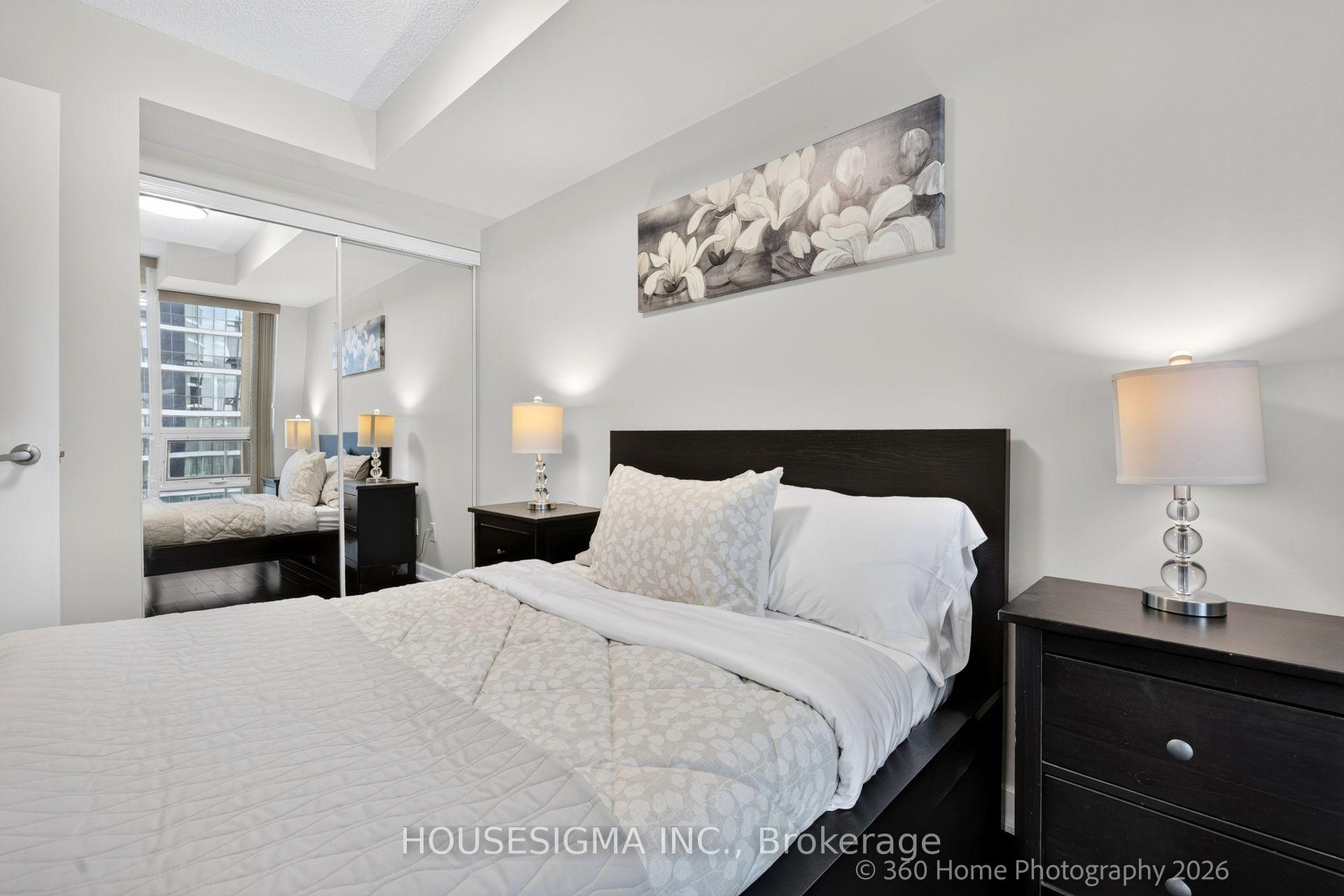 Photo 11 of Unit 1609, 12 Yonge Street, Toronto, Waterfront Communities — HOMEH