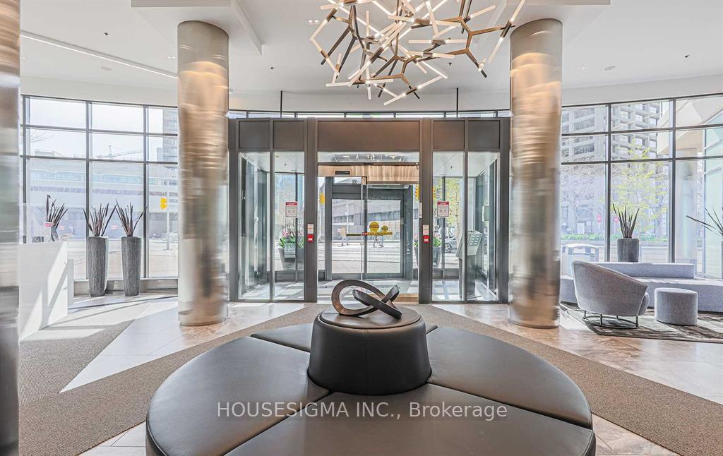 Photo 17 of Unit 1609, 12 Yonge Street, Toronto, Waterfront Communities — HOMEH