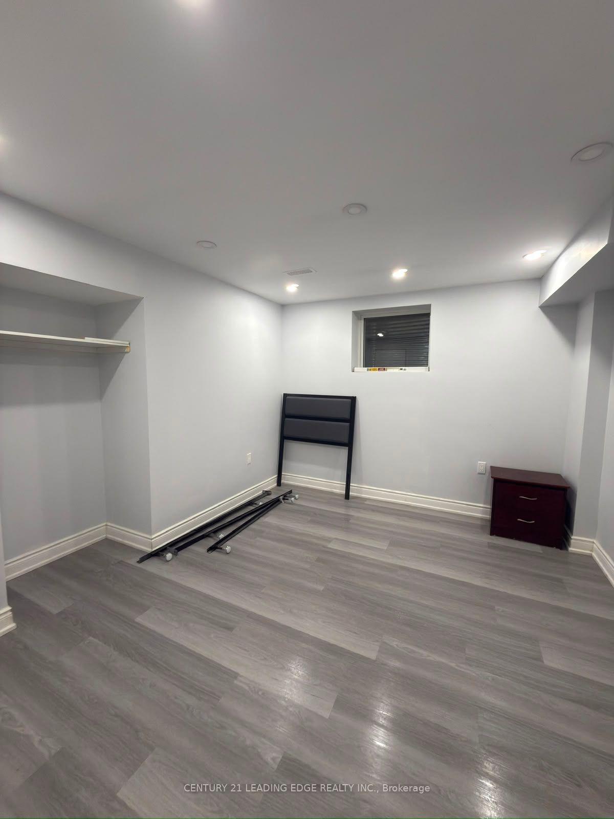 Photo 5 of 1373 Clearbrook Drive, Oshawa, Taunton — HOMEH