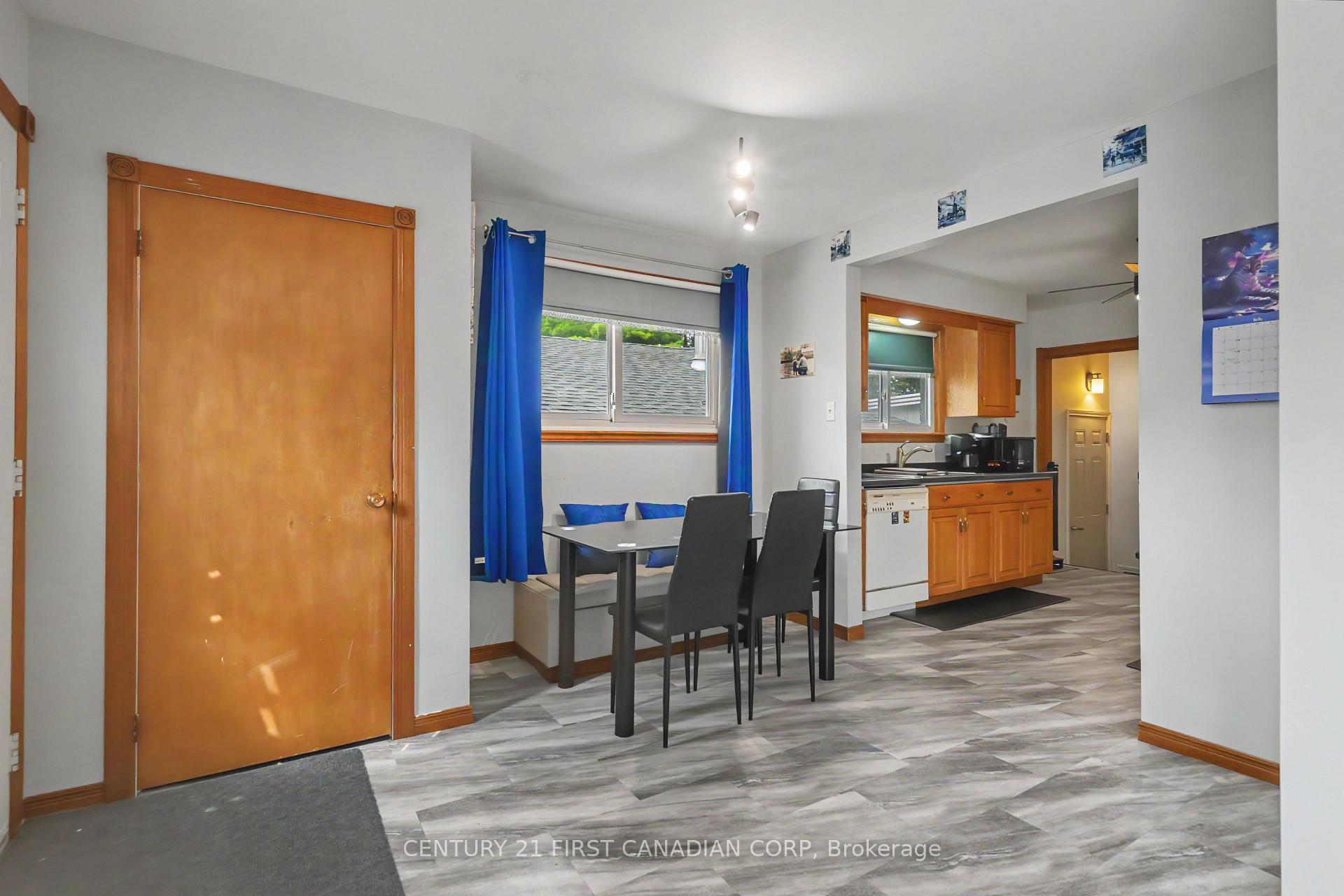Photo 5 of 44 Dale Drive, Thames Centre, Dorchester — HOMEH