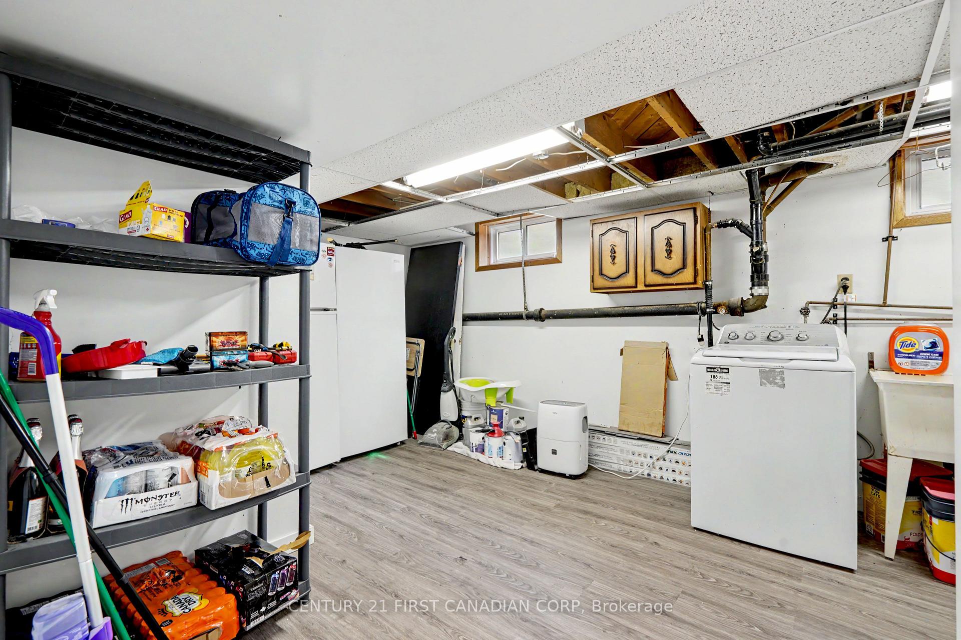 Photo 35 of 44 Dale Drive, Thames Centre, Dorchester — HOMEH