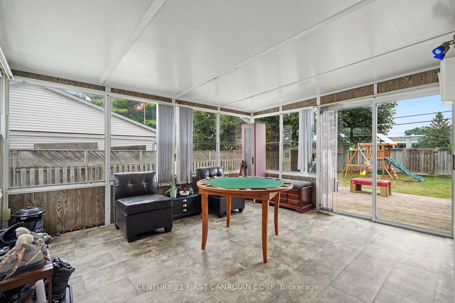 Photo 33 of 44 Dale Drive, Thames Centre, Dorchester — HOMEH