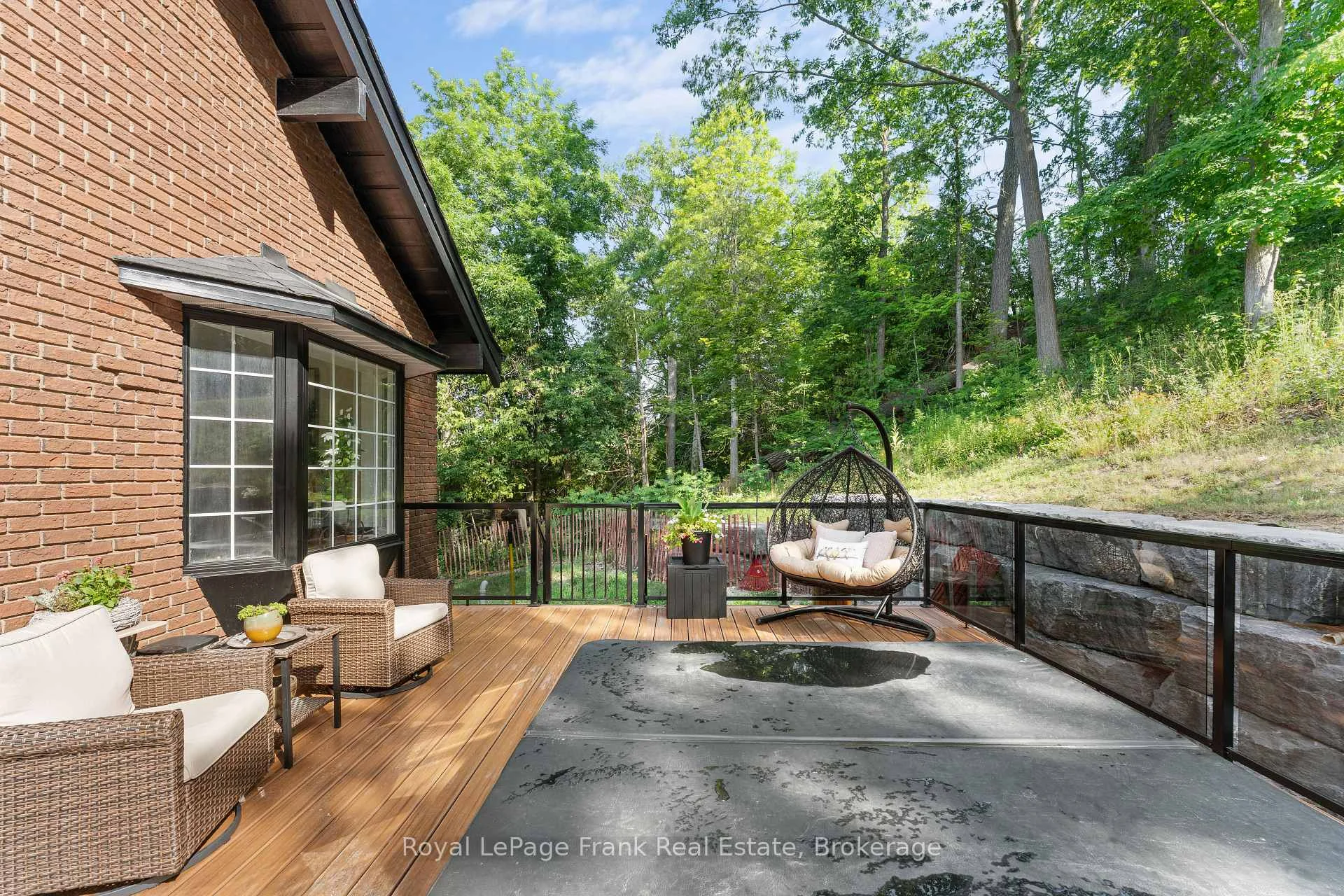 Photo 13 of 215 Francis Street, Kawartha Lakes, Fenelon Falls — HOMEH