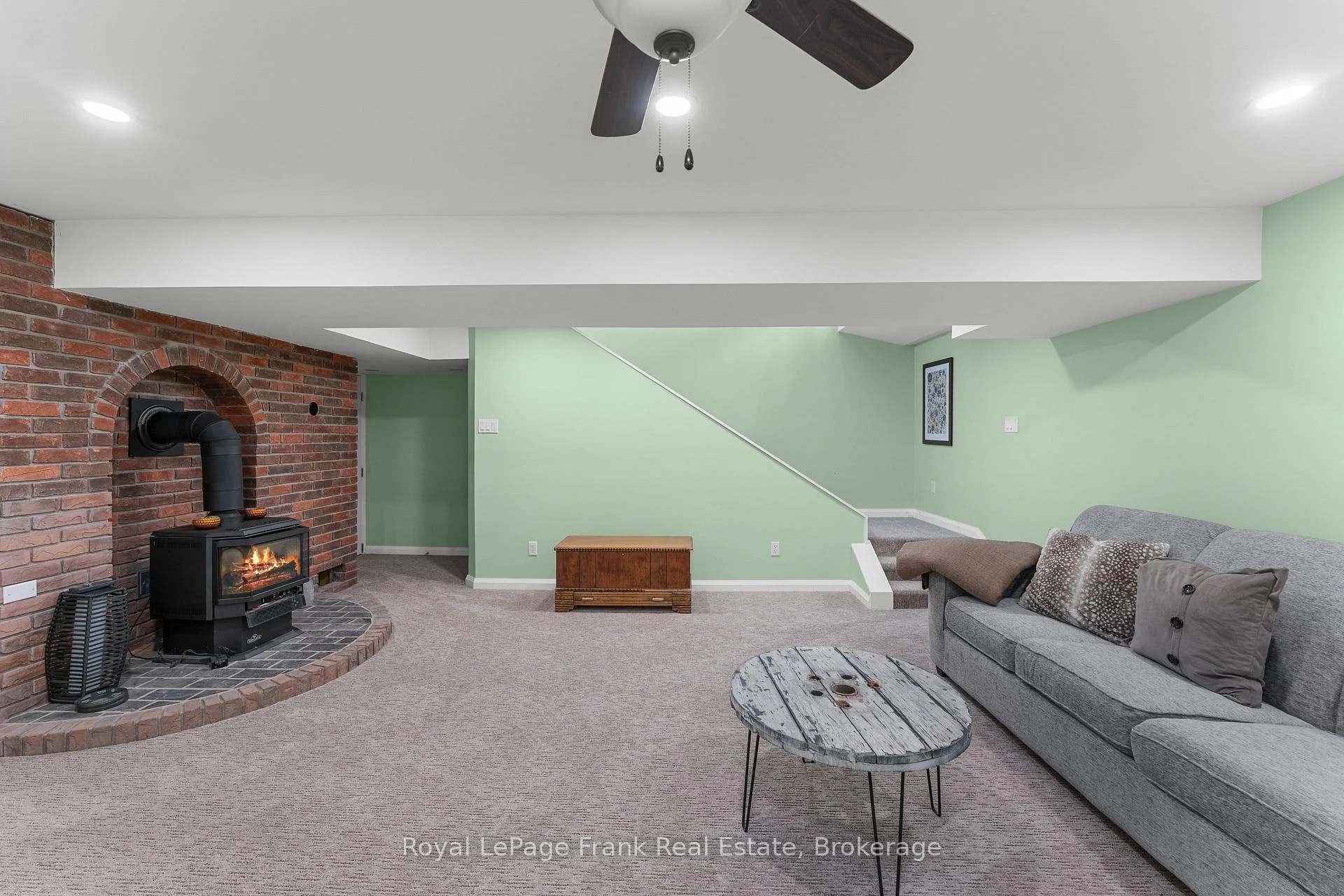 Photo 36 of 215 Francis Street, Kawartha Lakes, Fenelon Falls — HOMEH