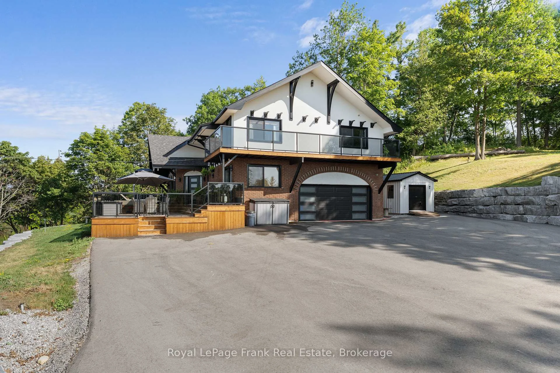 Photo 60 of 215 Francis Street, Kawartha Lakes, Fenelon Falls — HOMEH