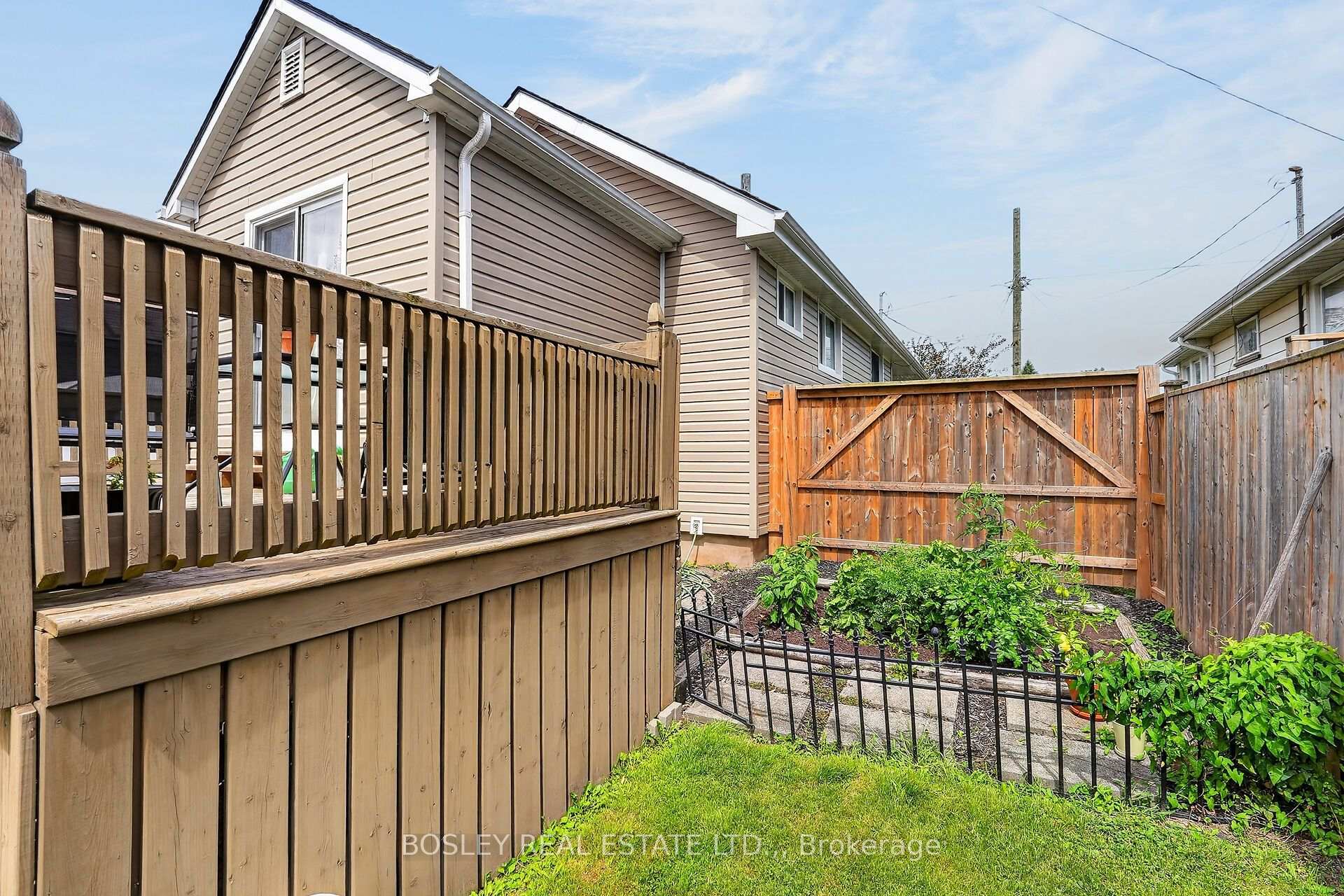 Photo 33 of 65 Christmas Street, Port Colborne, Killaly East — HOMEH