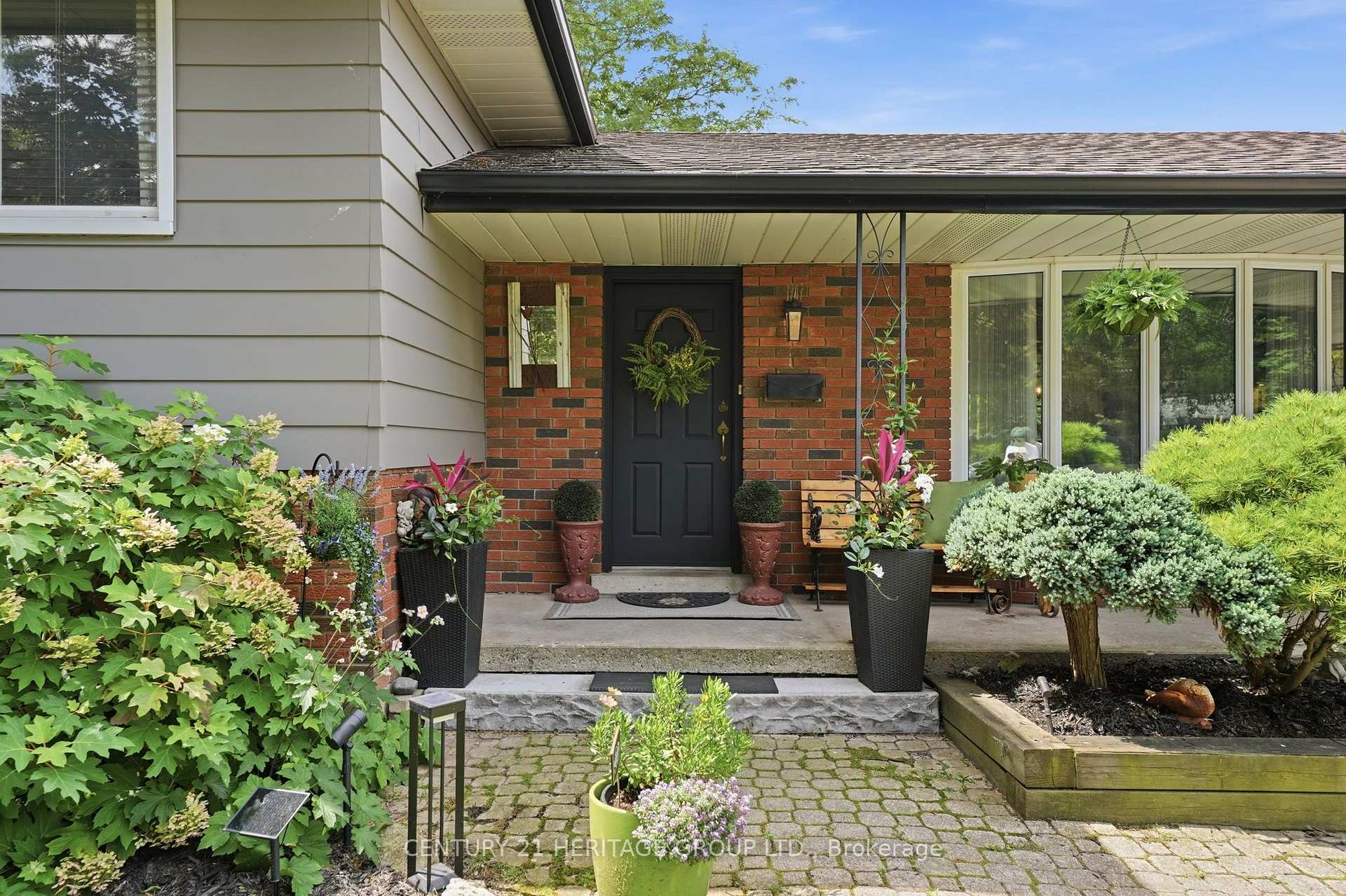 Photo 12 of 314 Harmony Road, Hamilton, Ancaster — HOMEH