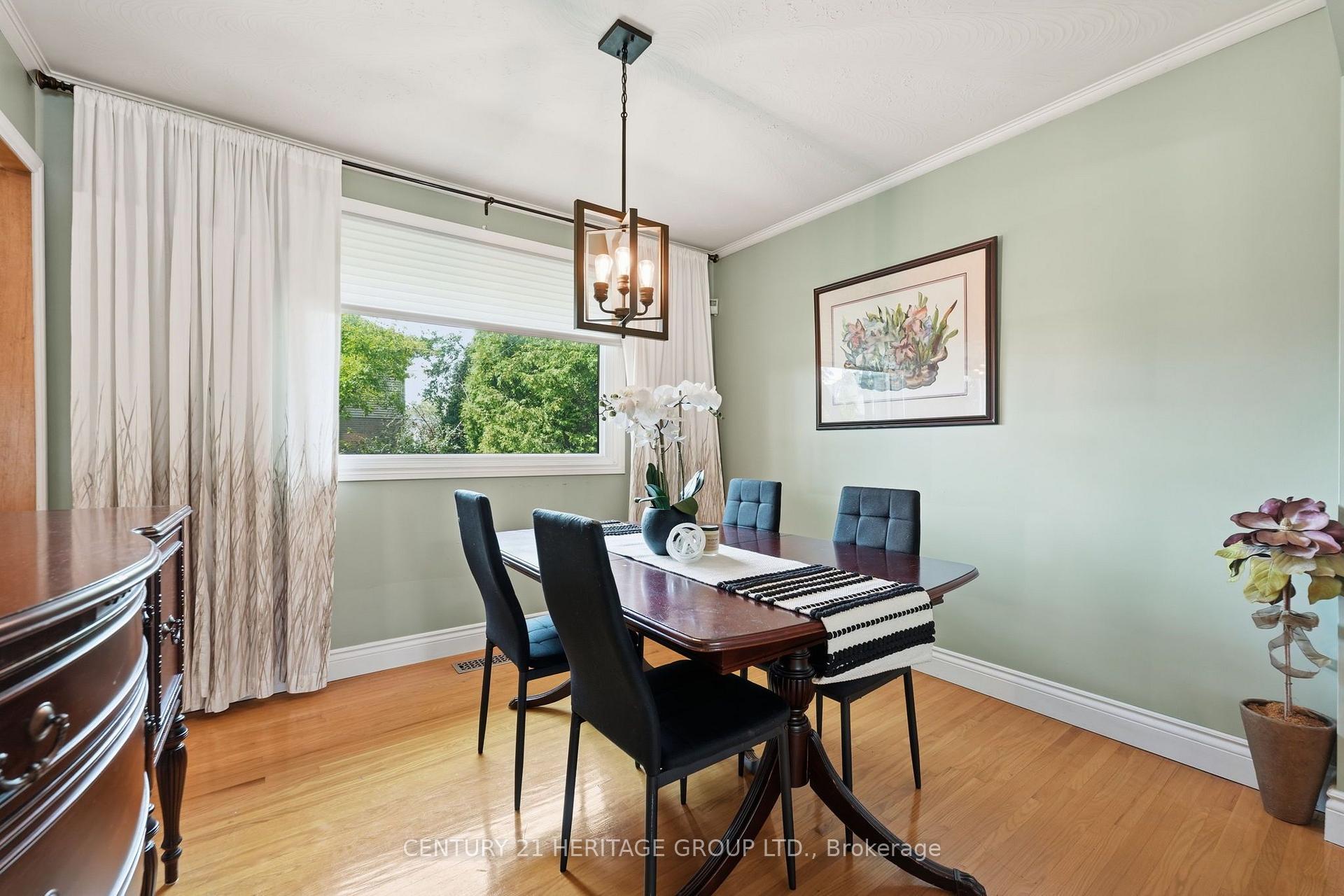 Photo 18 of 314 Harmony Road, Hamilton, Ancaster — HOMEH