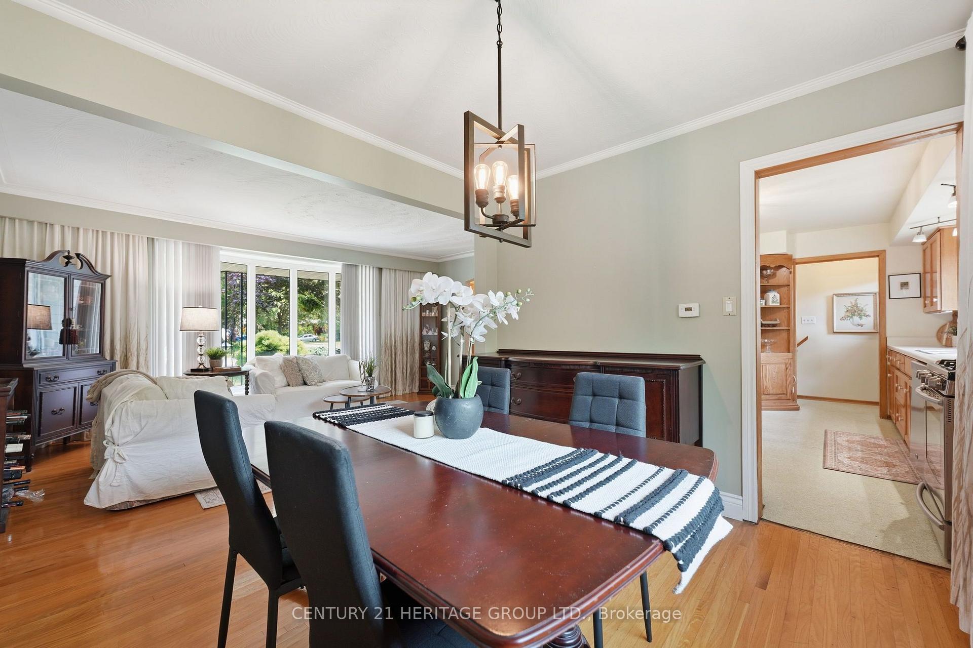 Photo 20 of 314 Harmony Road, Hamilton, Ancaster — HOMEH