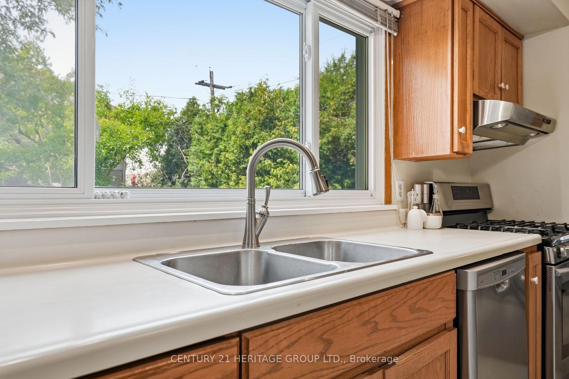 Photo 24 of 314 Harmony Road, Hamilton, Ancaster — HOMEH
