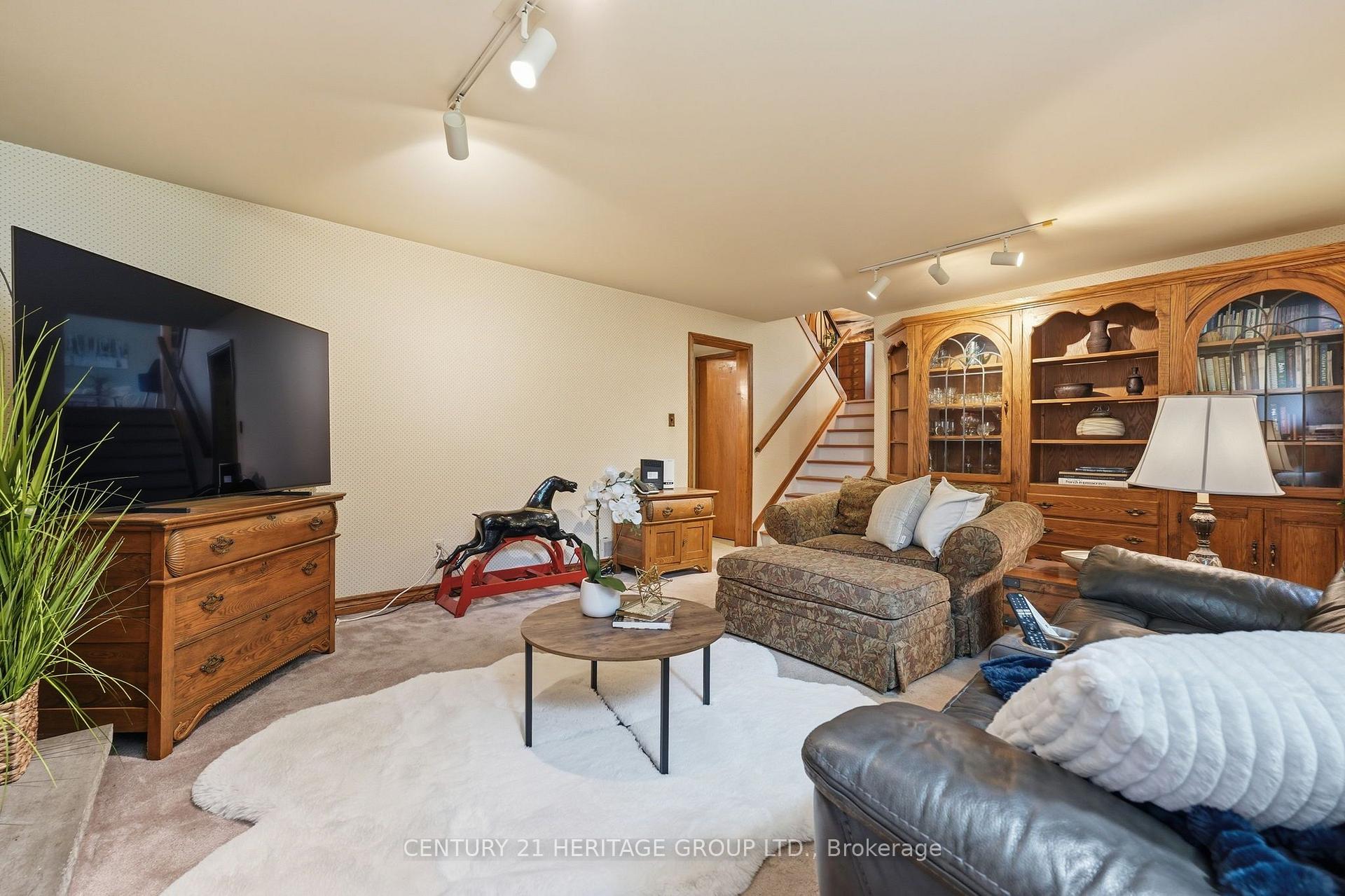 Photo 39 of 314 Harmony Road, Hamilton, Ancaster — HOMEH