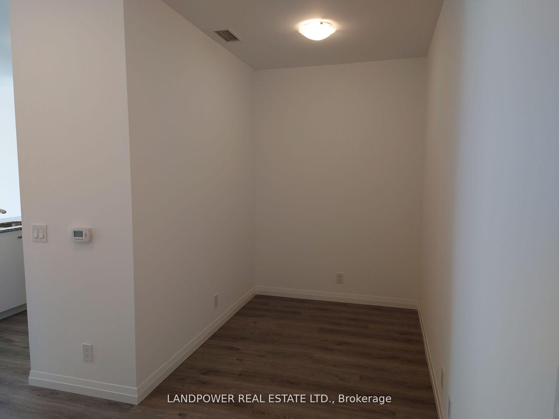 Photo 9 of Unit 910, 104 Garment Street, Kitchener, Cherry Hill — HOMEH