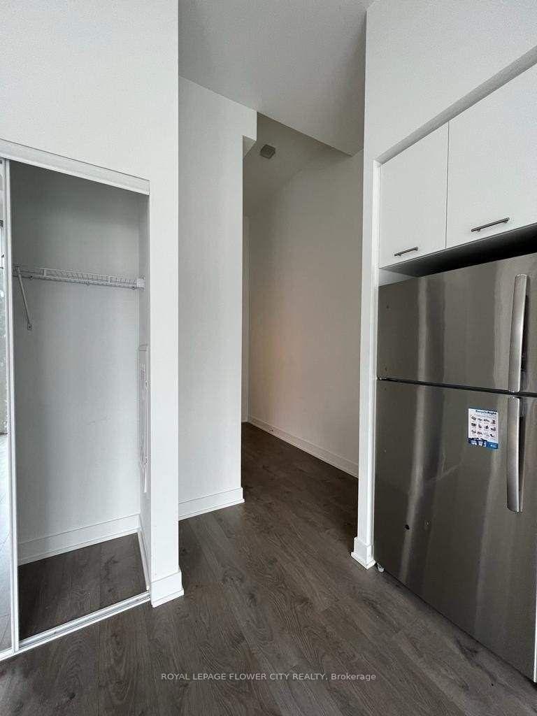 Photo 4 of Unit 103, 180 Veterans Drive, Brampton, Northwest Brampton — HOMEH