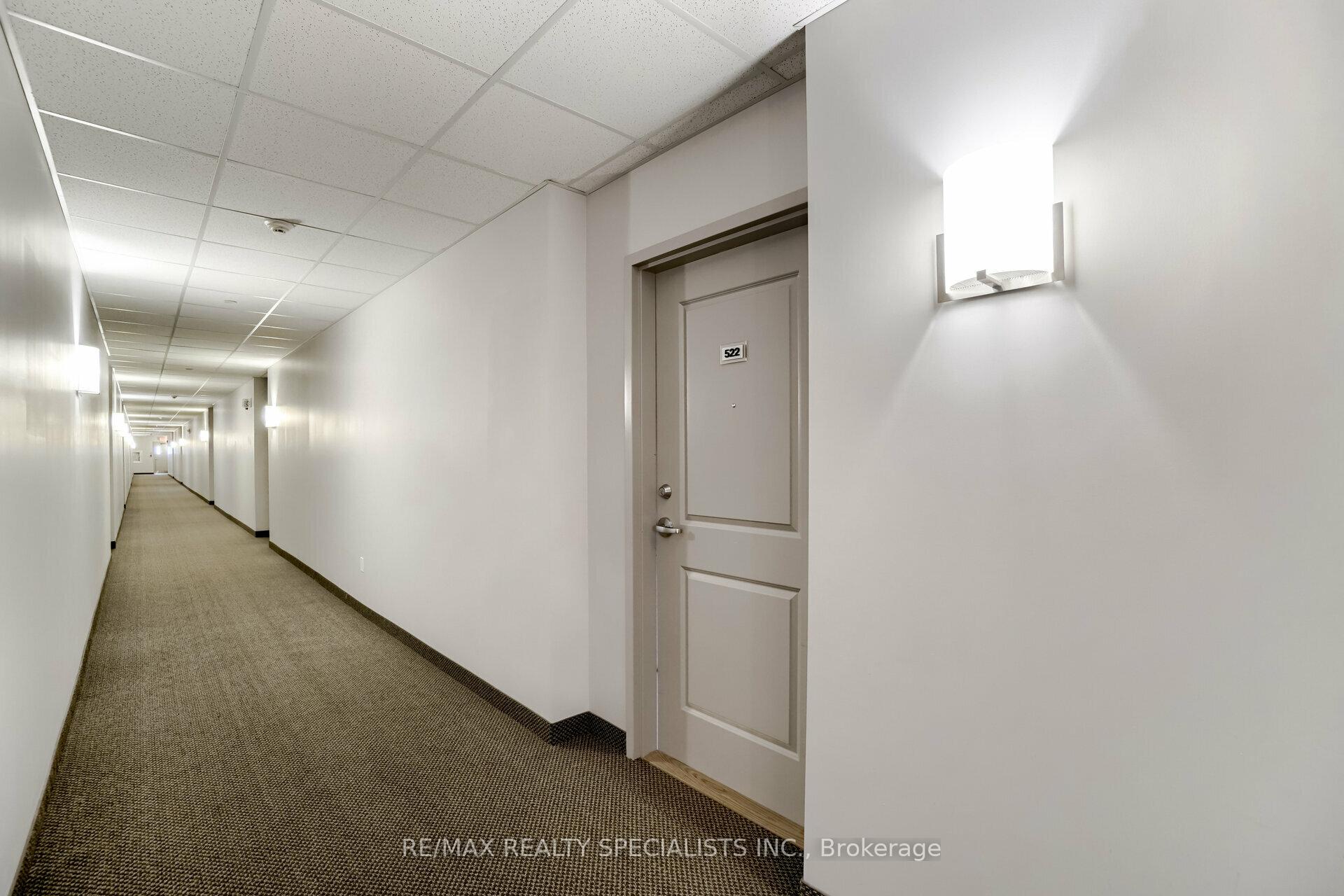 Photo 3 of Unit 522, 33 Whitmer Street, Milton, Scott — HOMEH